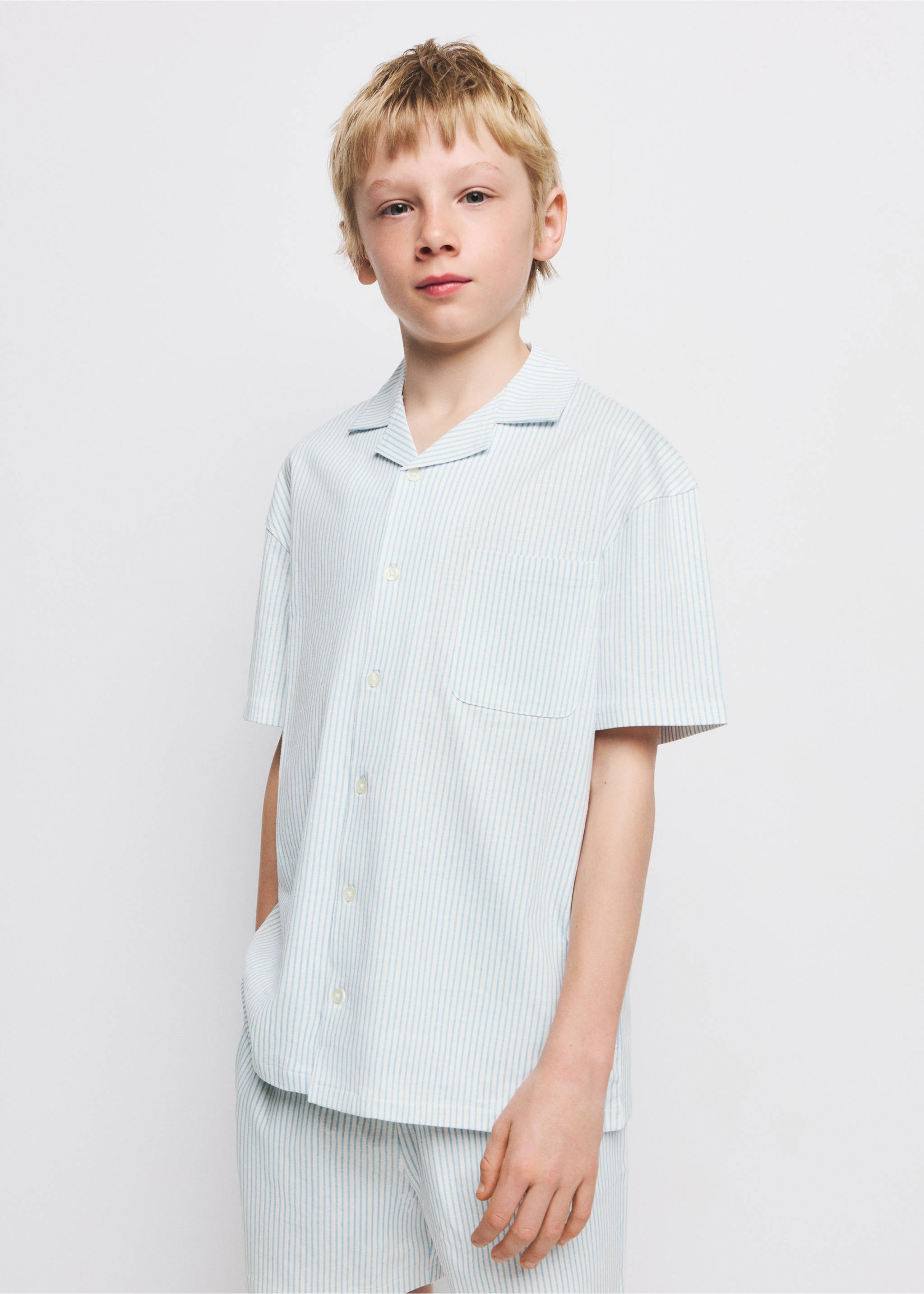 Pijama corto rayas - Plano medio, Azul. Ref: 27025965-00.