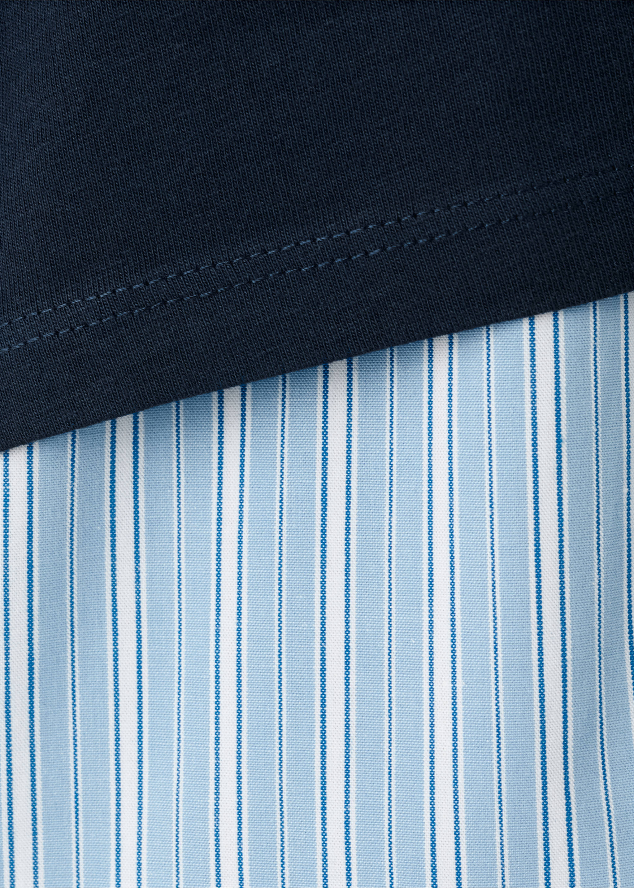 Pijama cu pantaloni scurți asortați - Detaliu al articolului 8, Bleumarin. Ref: 27025967-00.