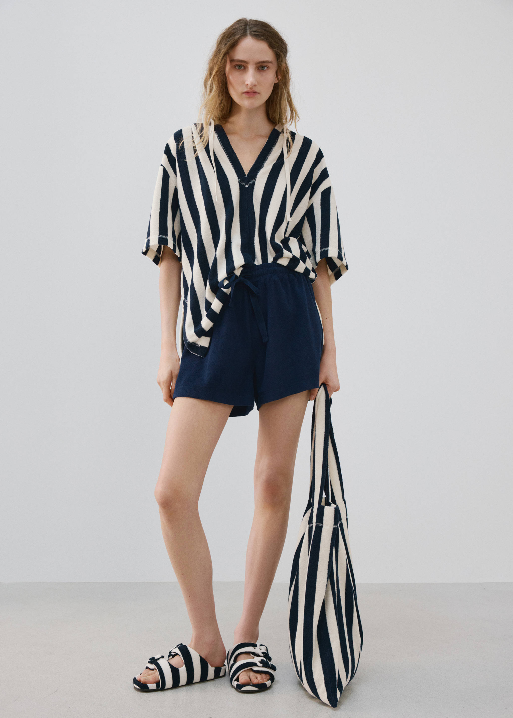 Terry cotton shorts - General plane