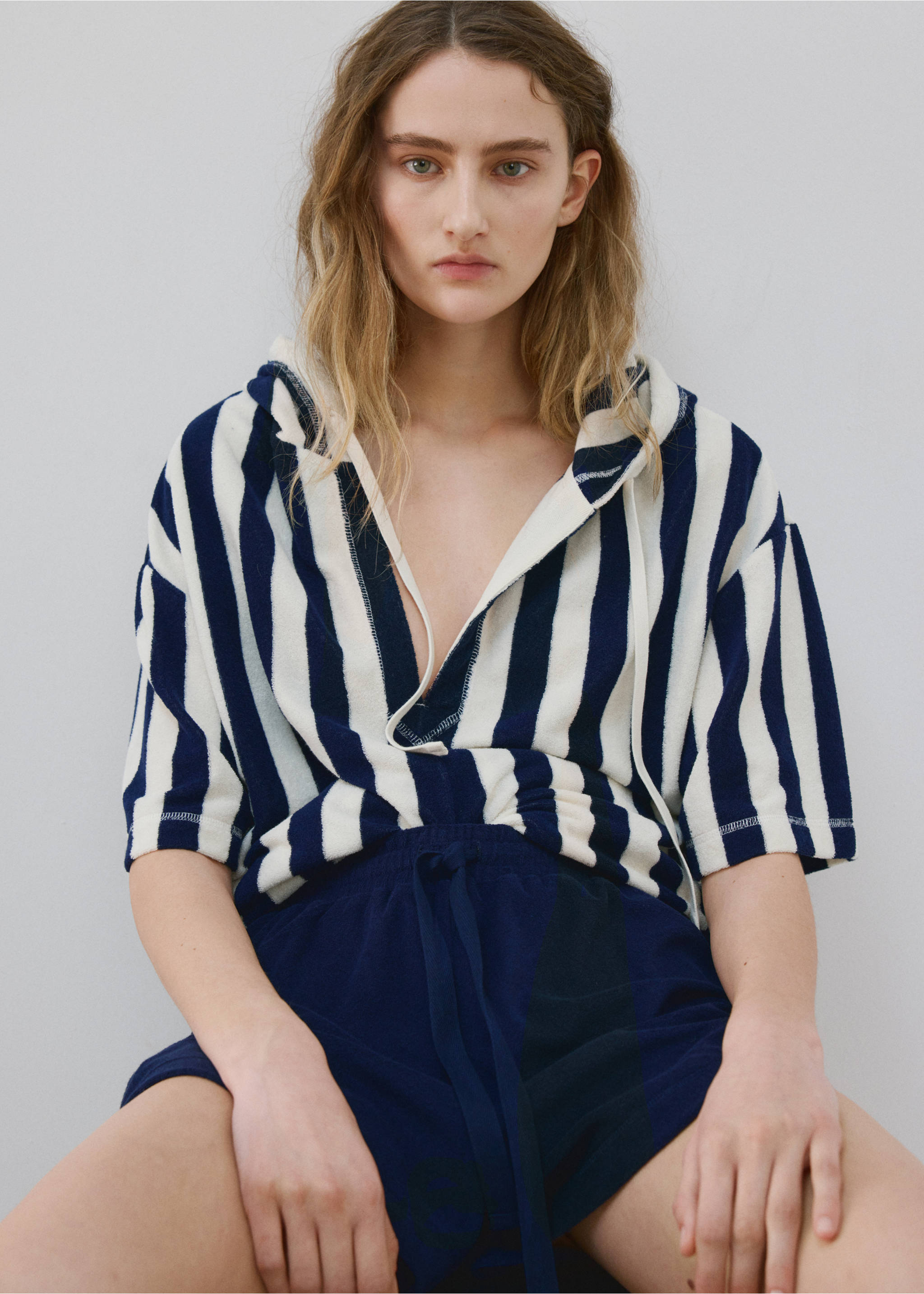 Terry cotton shorts - Details of the article 2, Blue. Ref: 27025972-00.