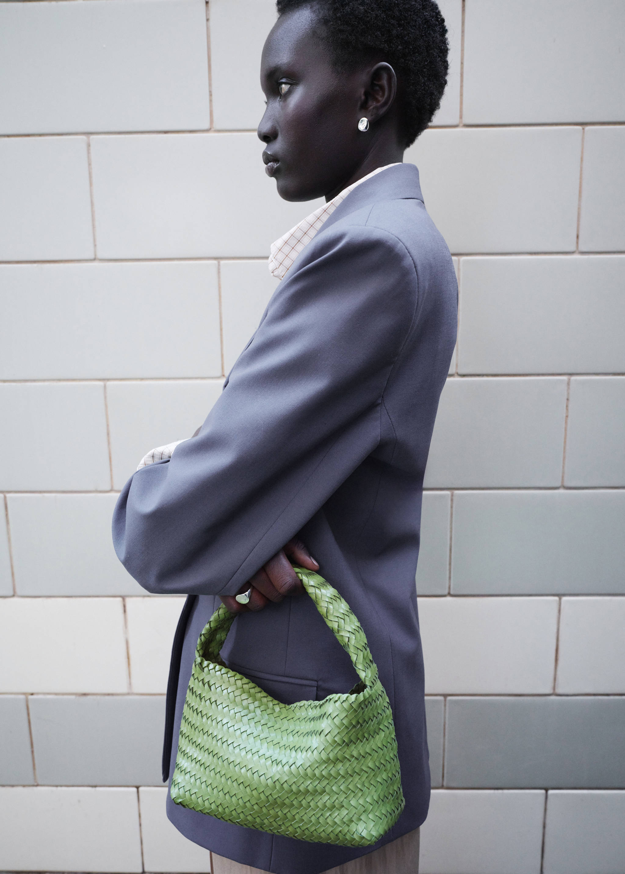 Braided leather handbag - General plane