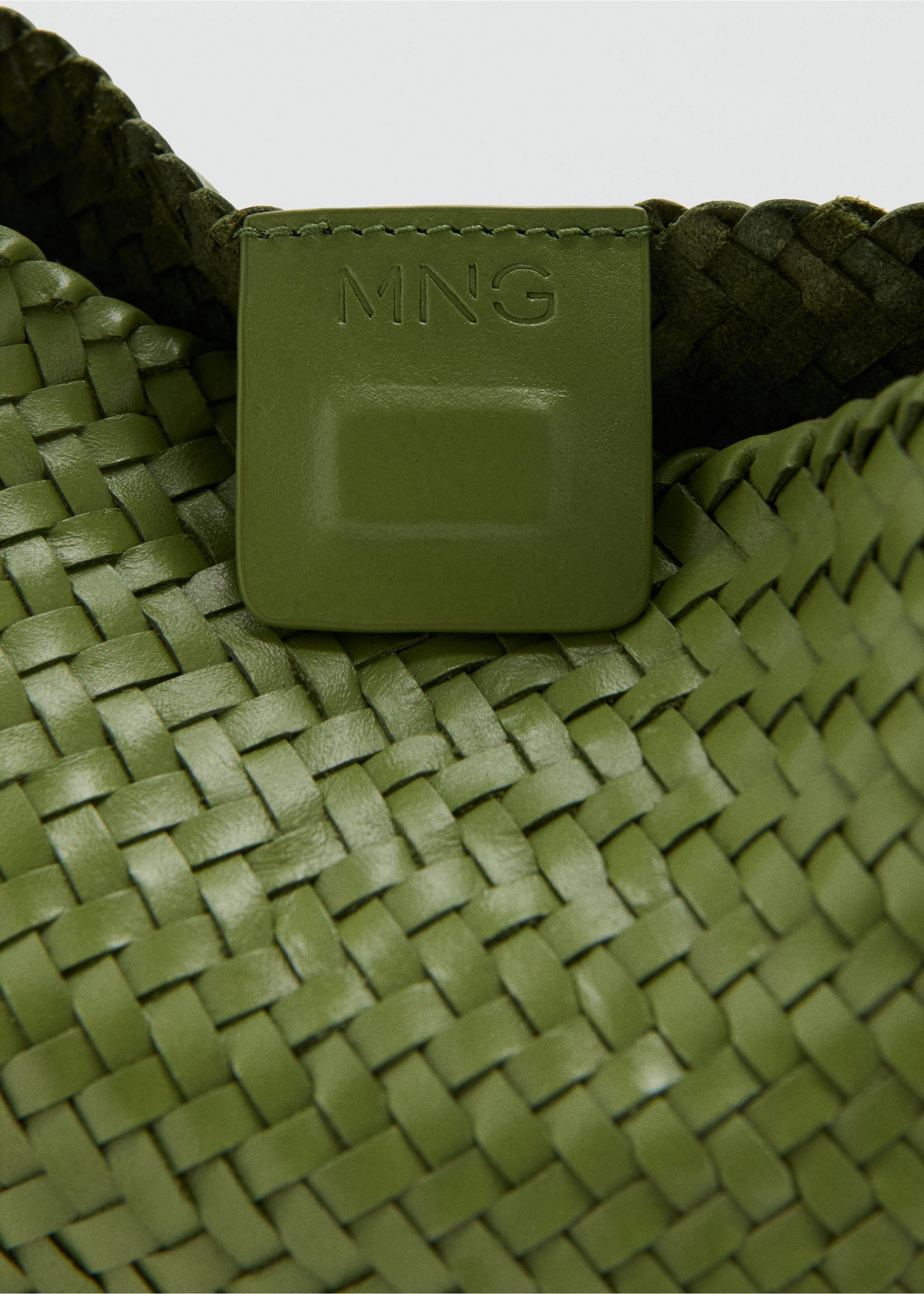 Sac porté main tressé - Détail de l'article 2, Vert. Ref: 27025977-00.