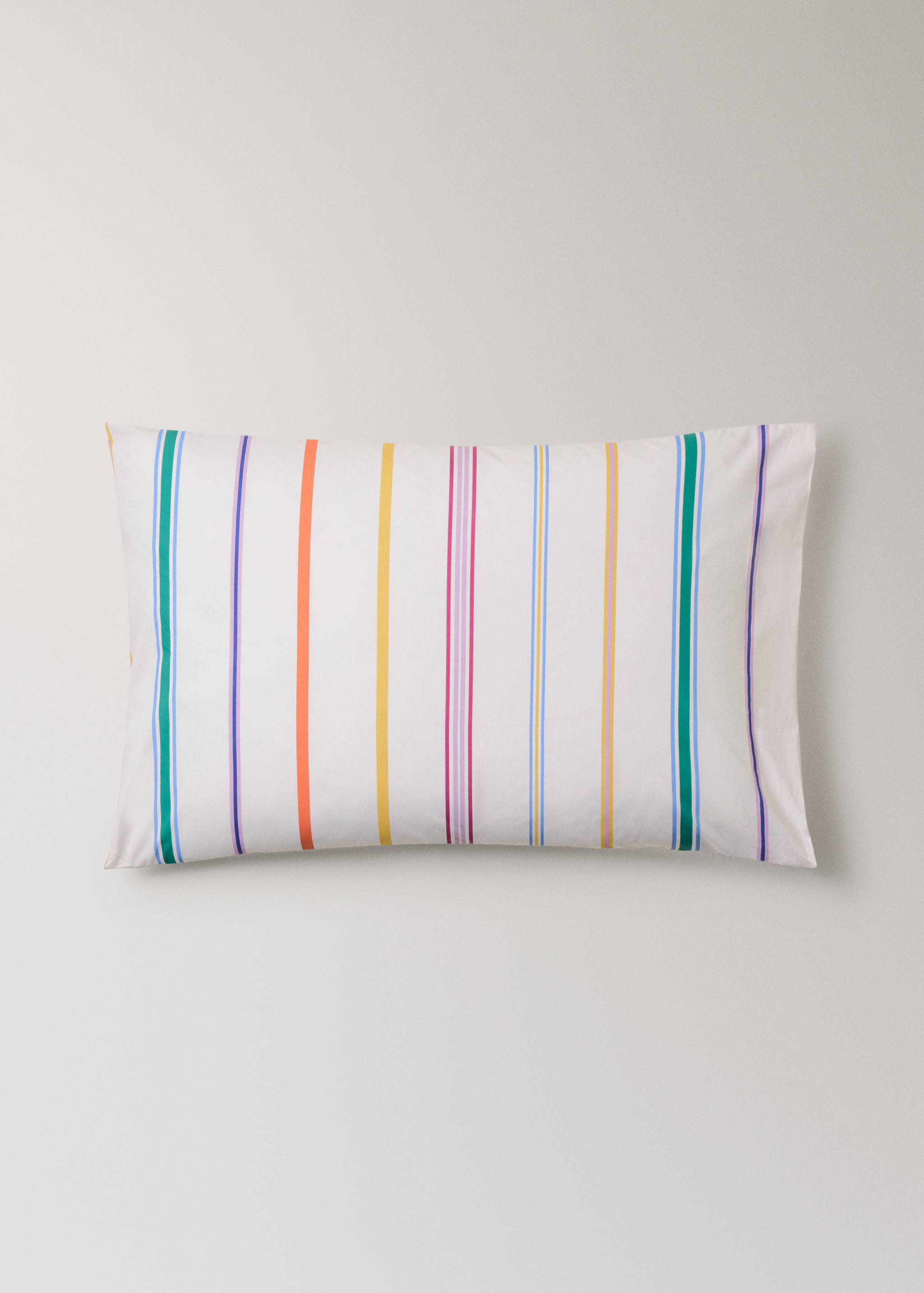 Two multicolour striped percale cotton pillowcases 50x75 cm - Article without model