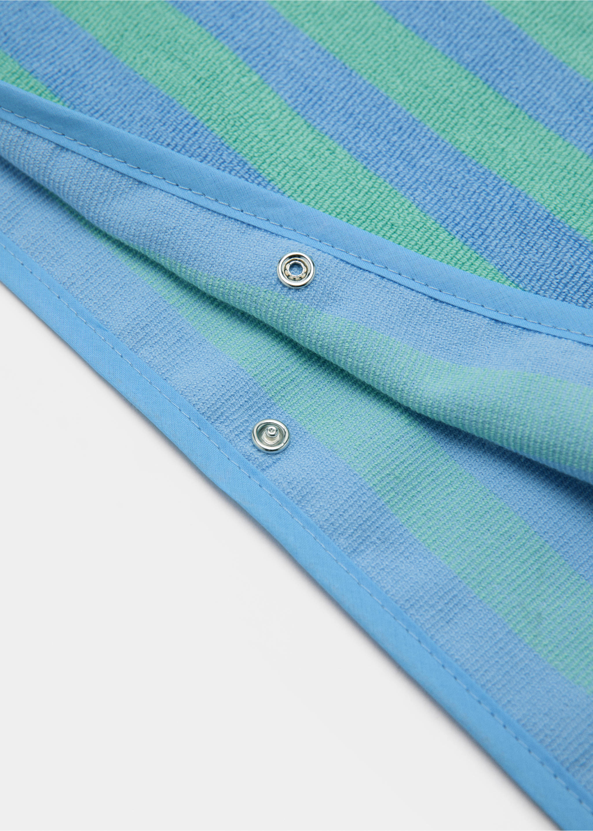 Poncho toalla rayas - Detalle del artículo 1, Azul. Ref: 27025991-00.