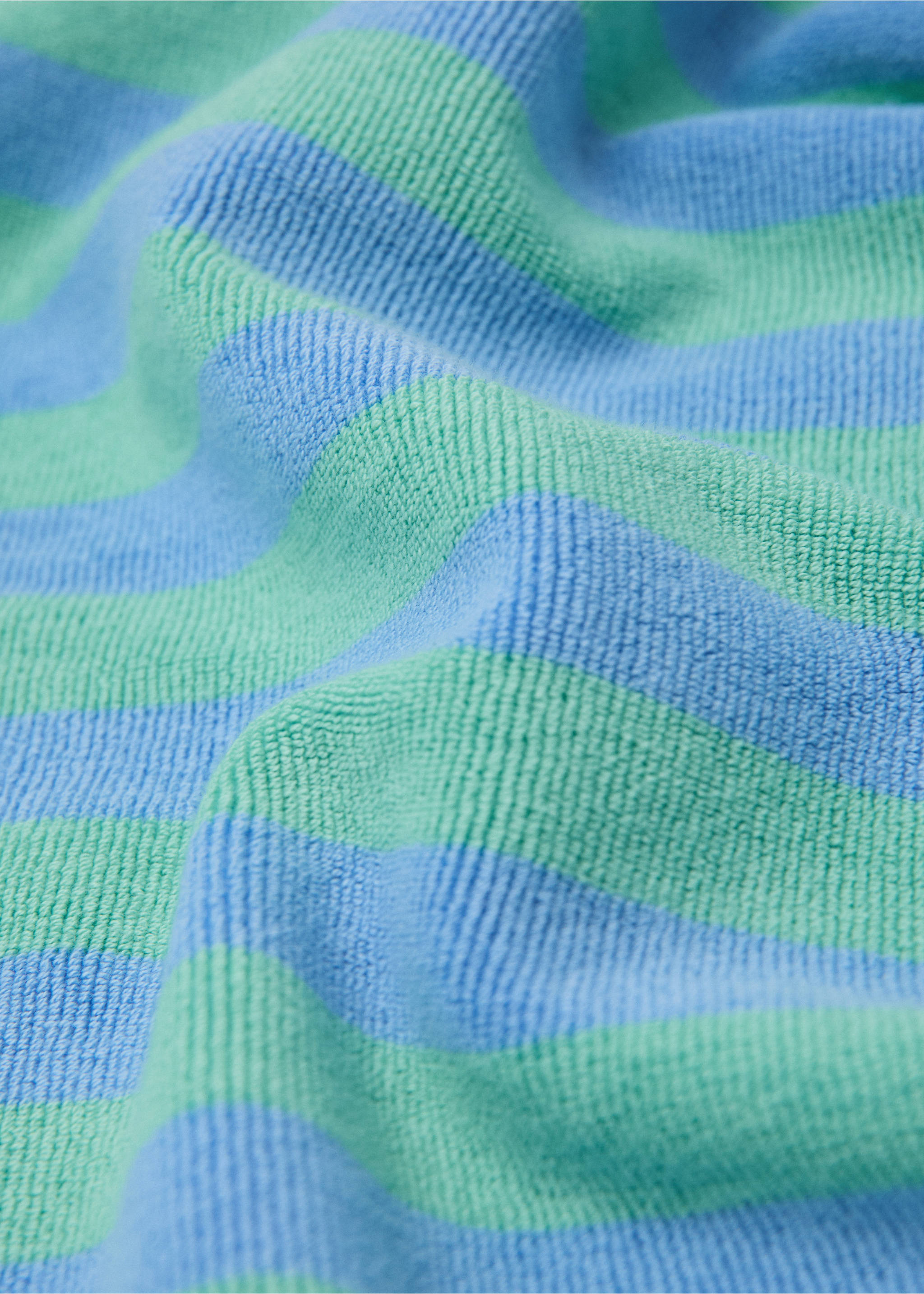 Poncho toalla rayas - Detalle del artículo 2, Azul. Ref: 27025991-00.