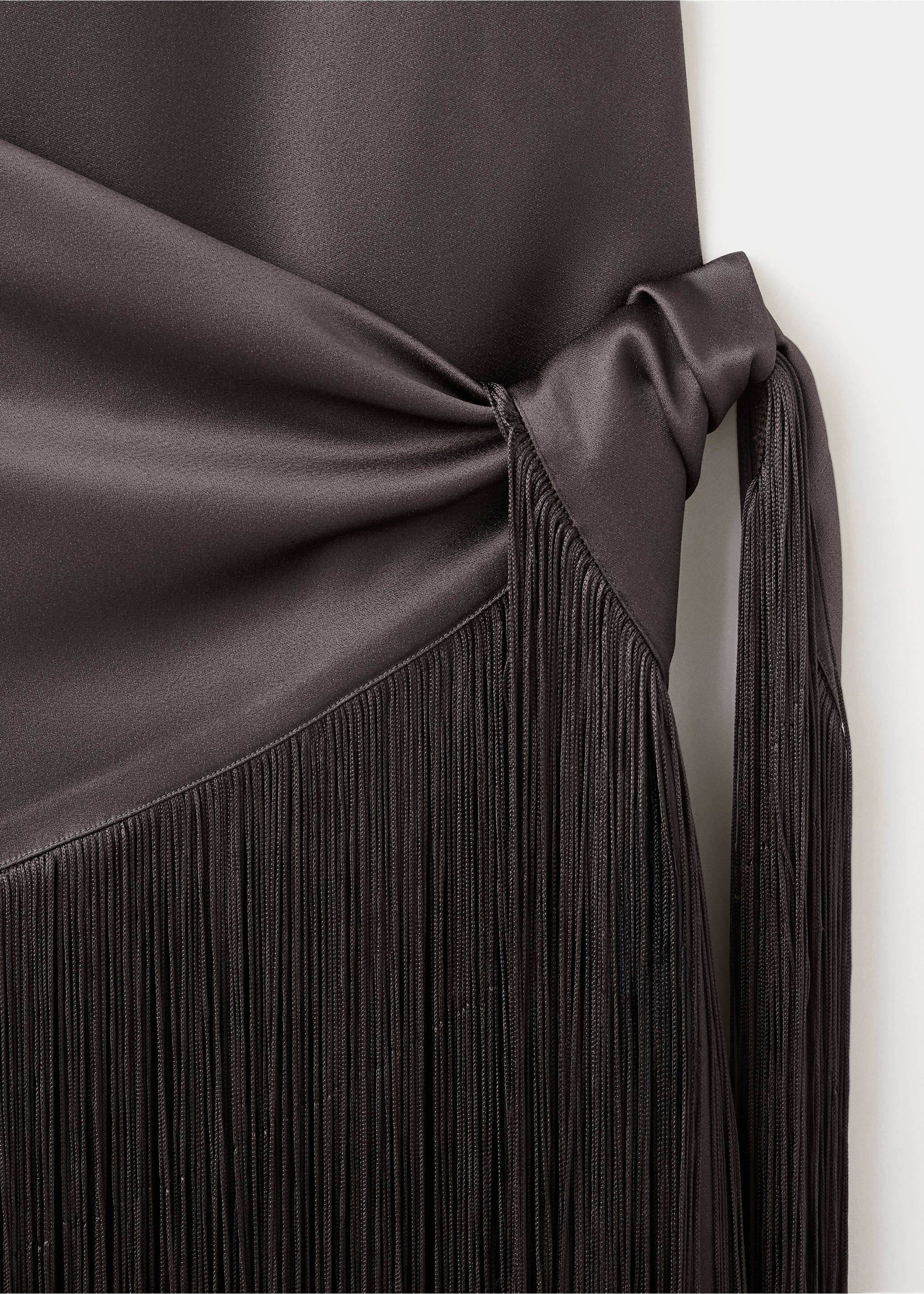 Bandanajurk van satijn met franjes - Detail van het artikel 8, Chocoladebruin. Ref: 27025999-00.