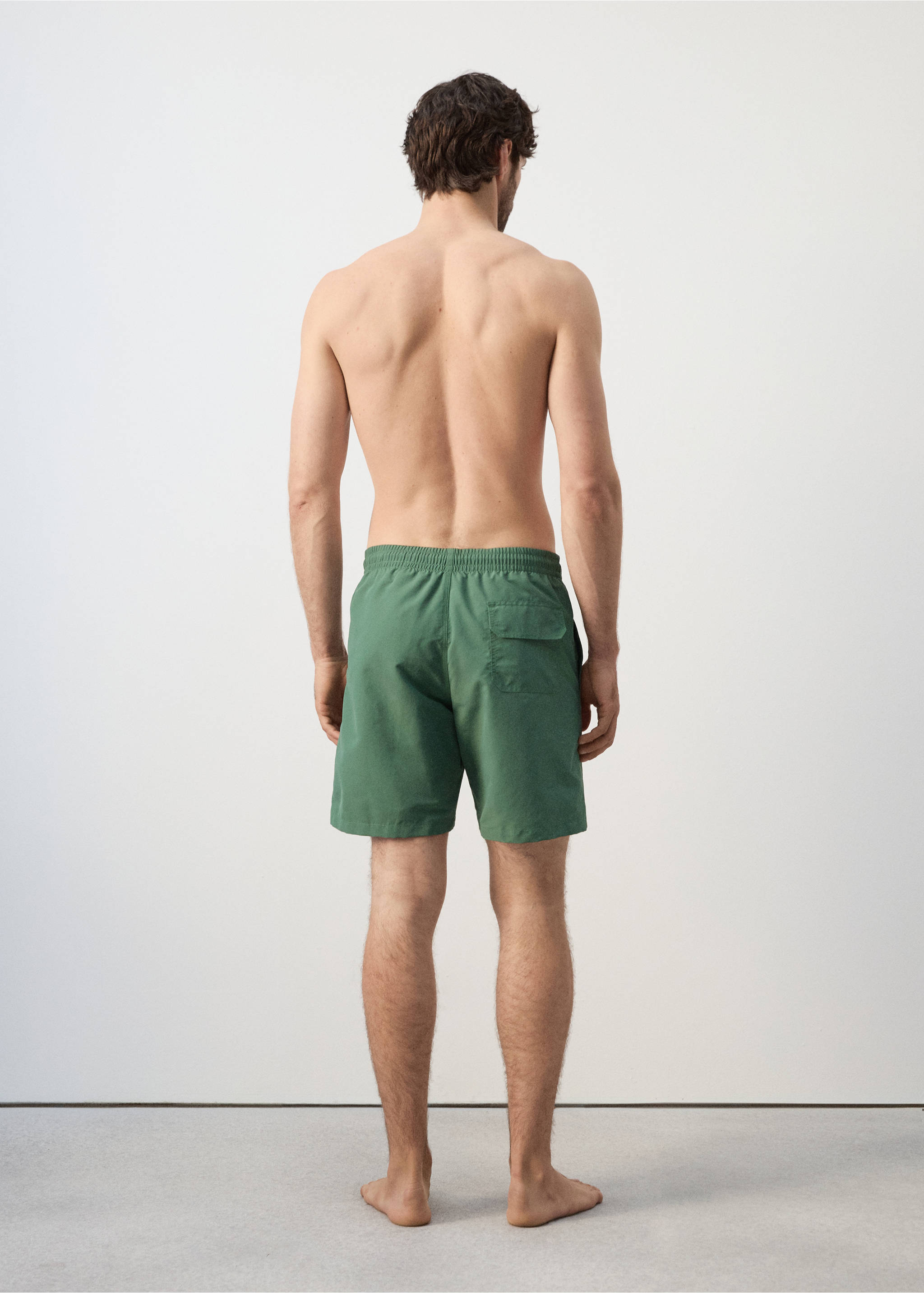 Basic-Badeshorts mit Kordelzug - Rückseite des Artikels, Khaki. Ref: 27026000-00.