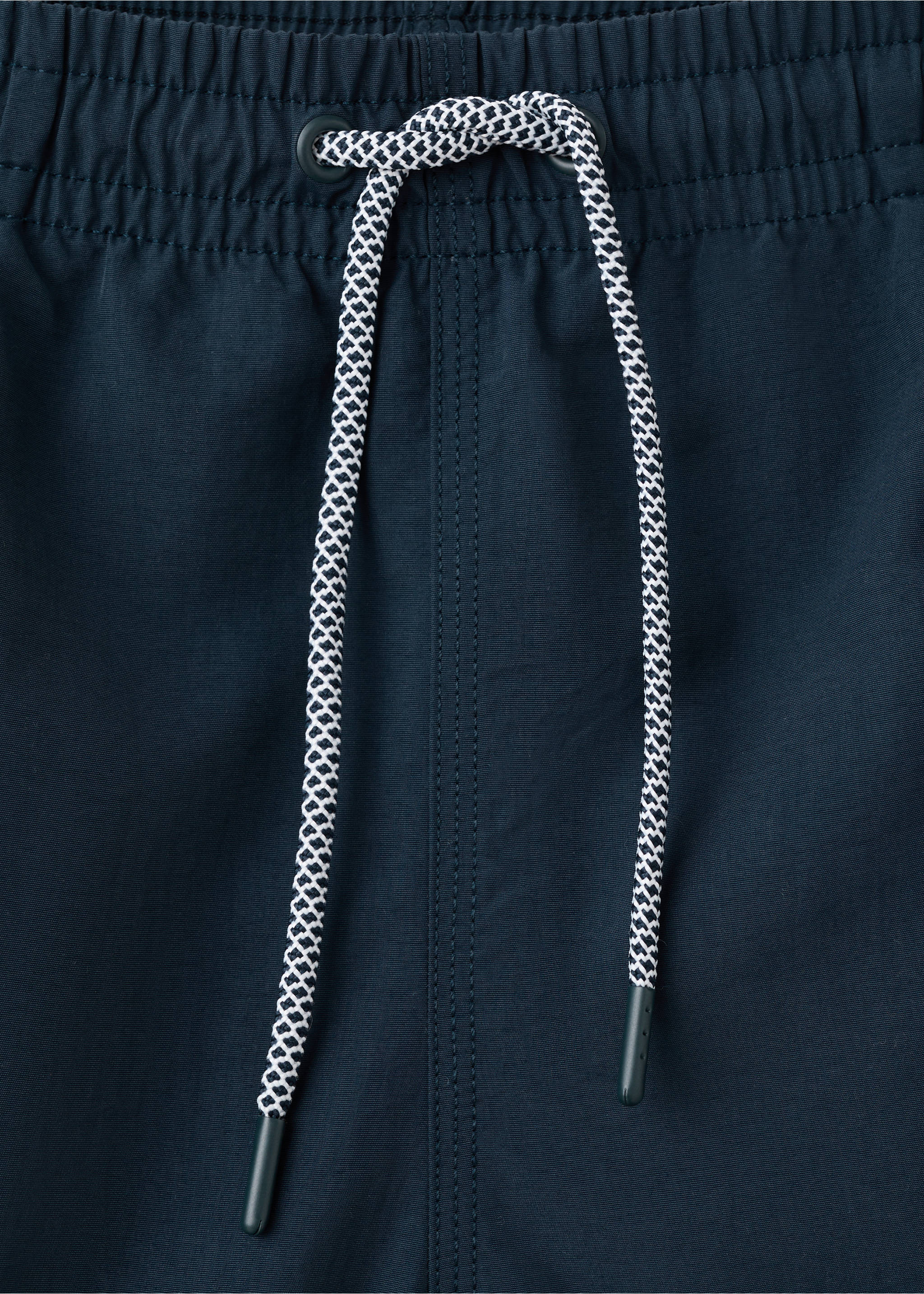 Basic-Badeshorts mit Kordelzug - Detail des Artikels 8, Marineblau. Ref: 27026000-00.