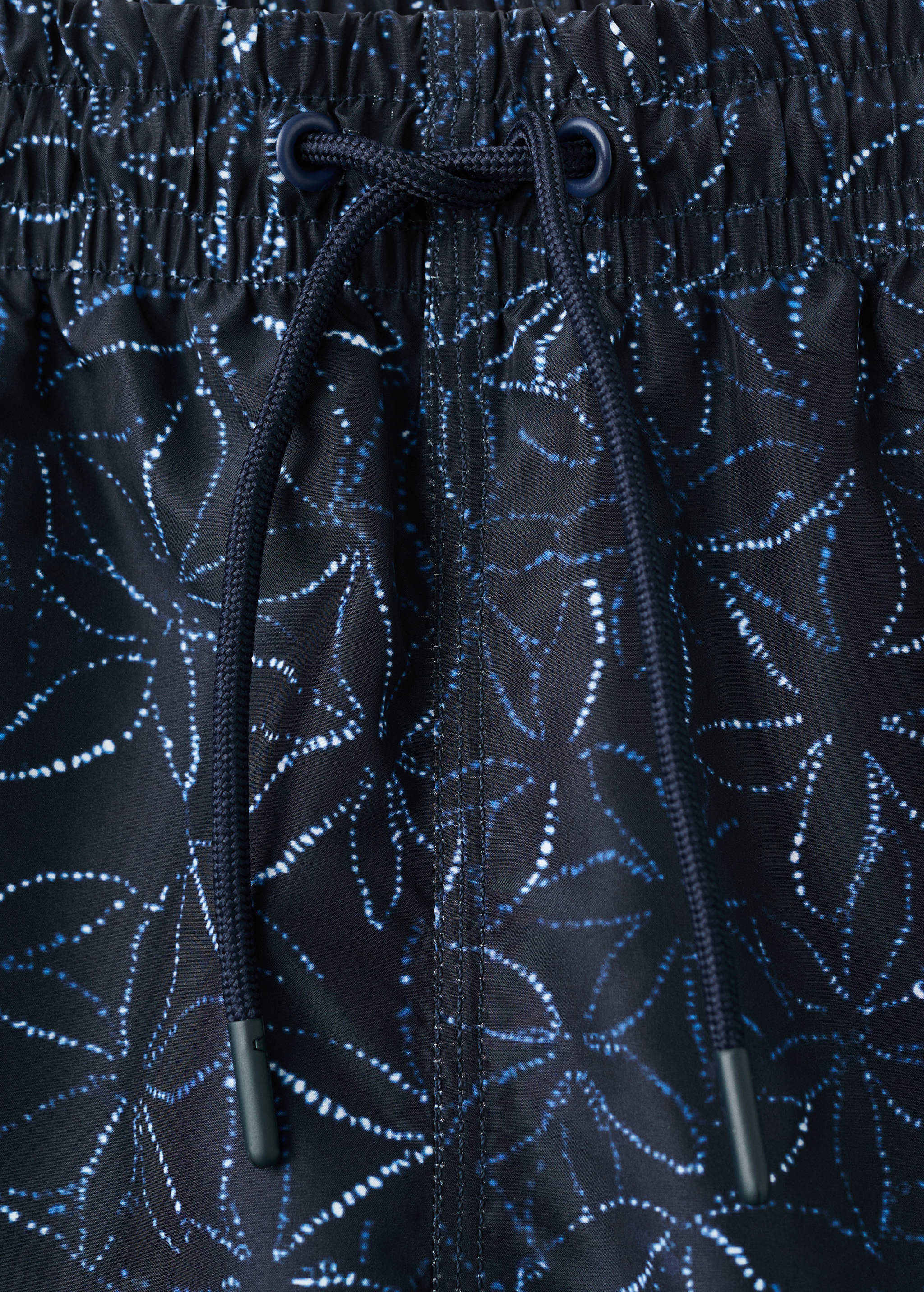 Плавательные шорты со шнурком и принтом - Деталь изделия 8