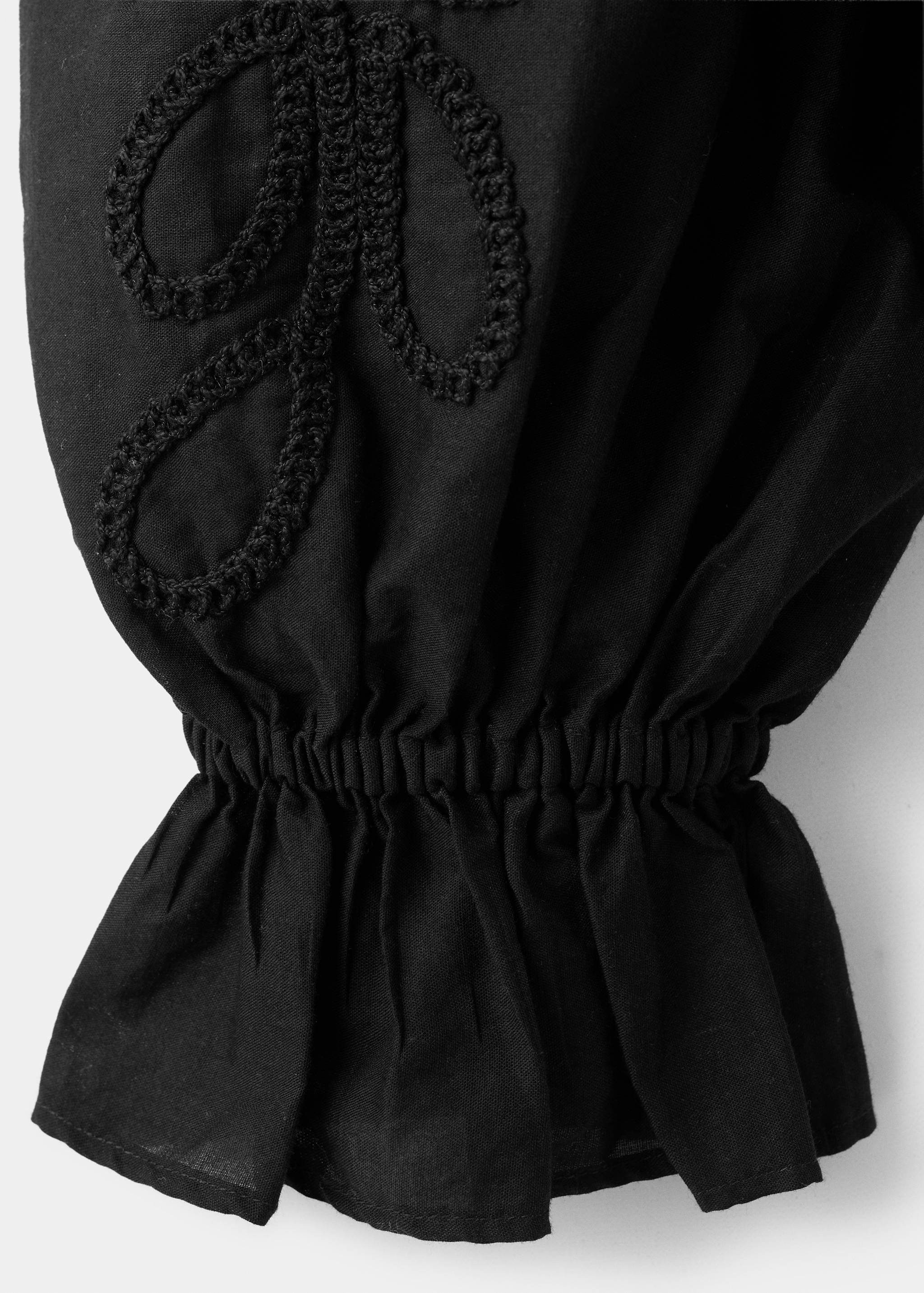 Хлопковая блузка с цветочной вышивкой - Деталь изделия 0