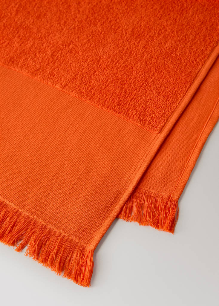 Plain overdyed beach towel with tassels — Orange