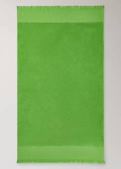 Plain overdyed beach towel with tassels — Green Apple 4