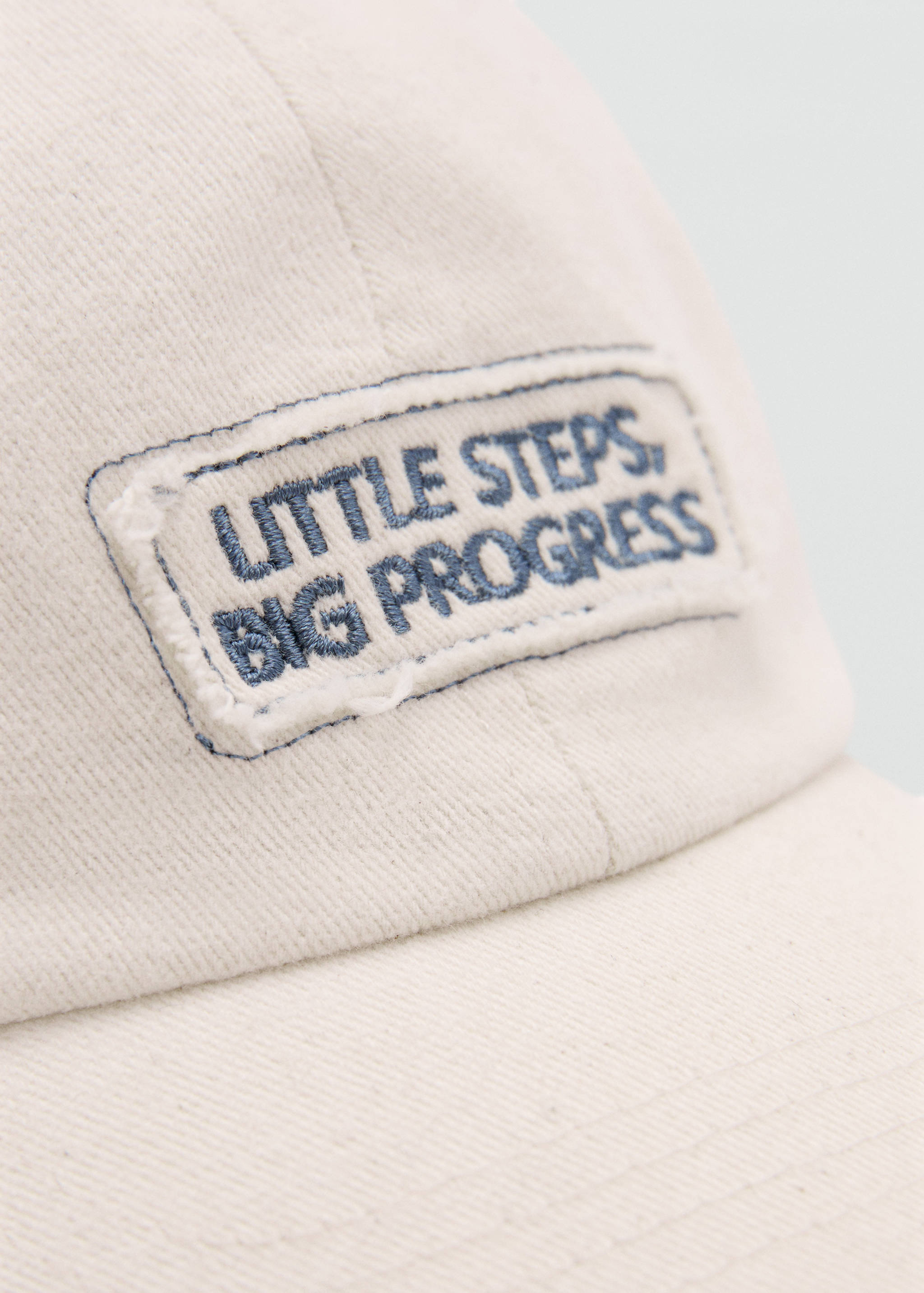 Gorra texto bordado - Detalle del artículo 1