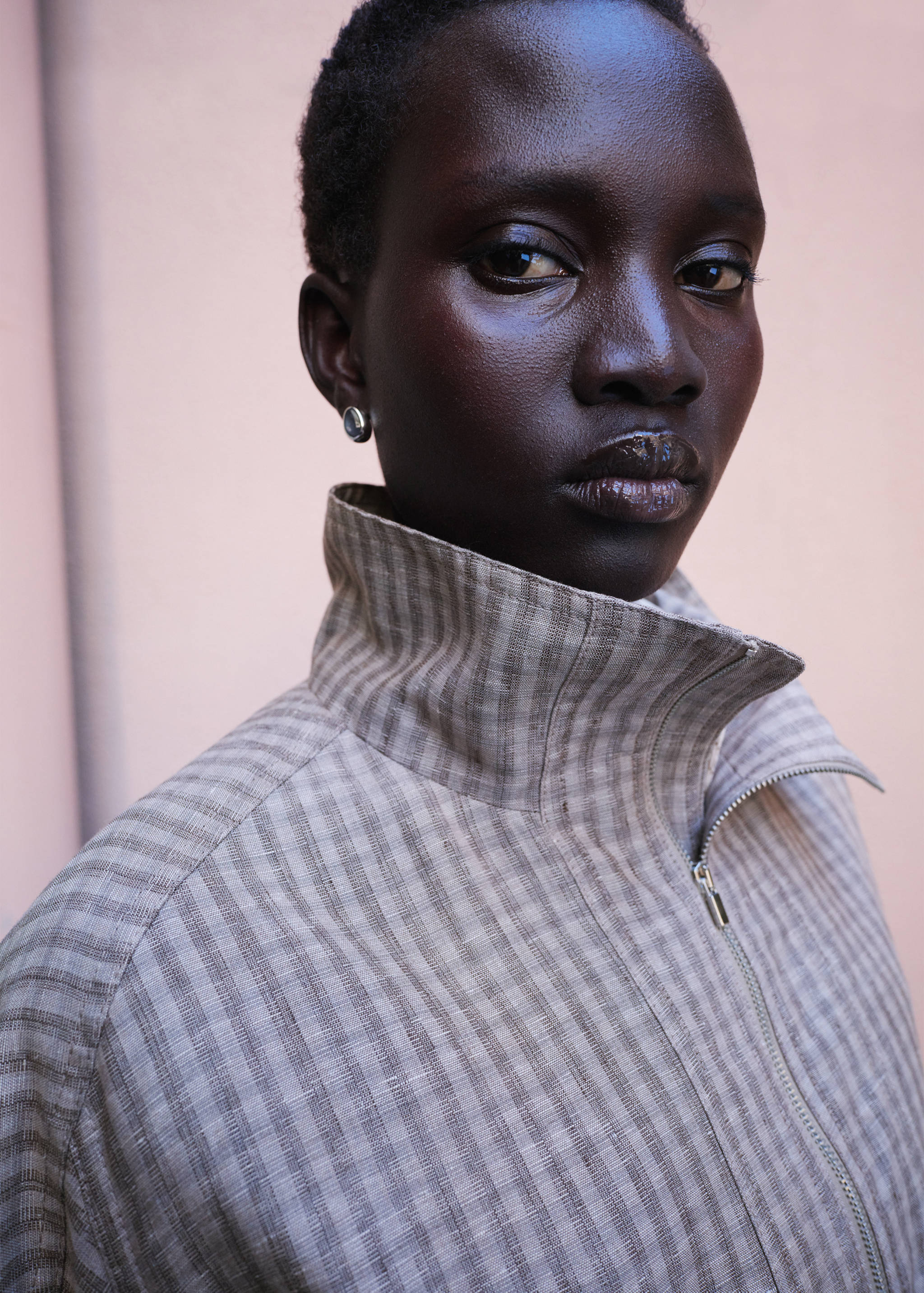 Куртка-бомбер в клетку - Деталь изделия 1