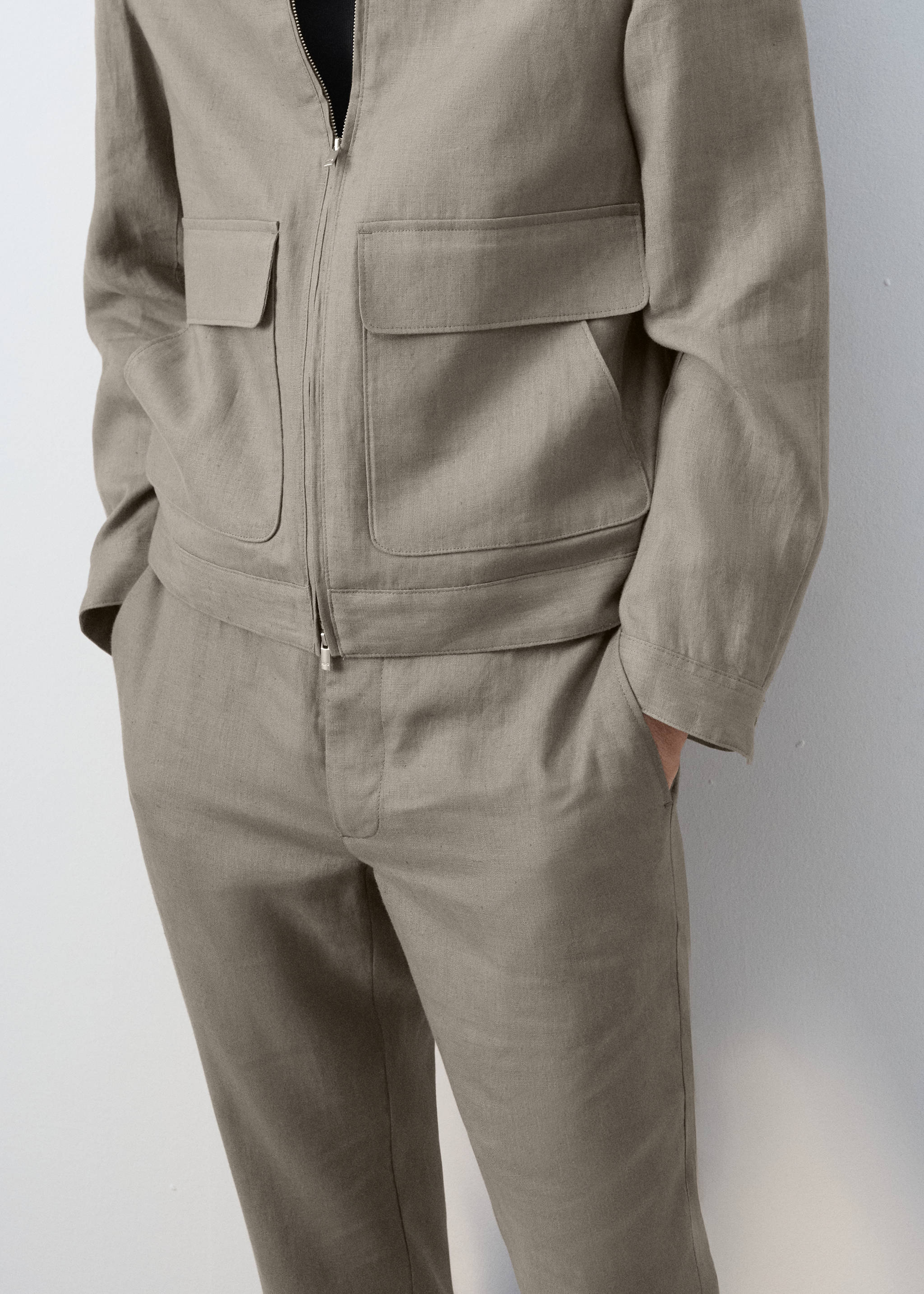 Pantalón 100% lino slim fit - Reverso del artículo, Gris visón. Ref: 27026711-03.