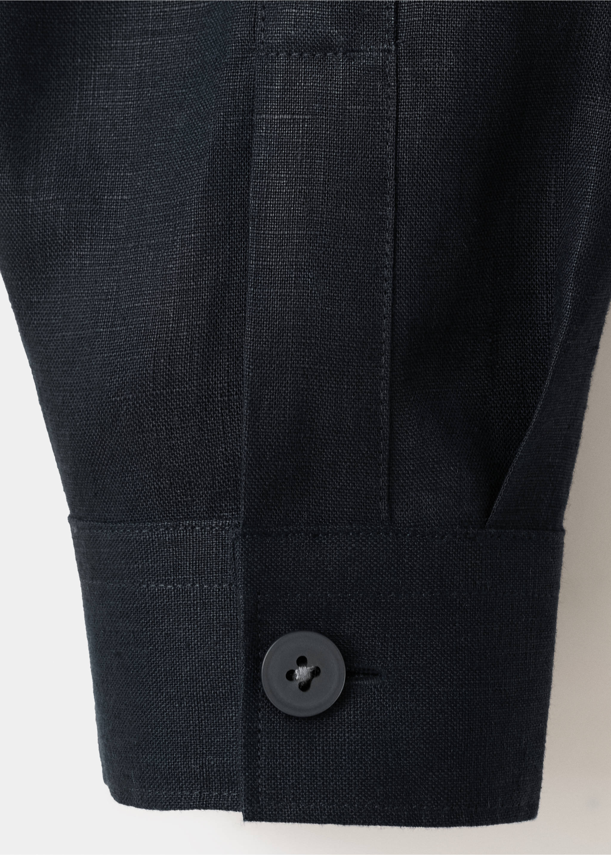 Overshirt van 100% linnen met bowlingkraag - Detail van het artikel 0, Marineblauw. Ref: 27026712-00.