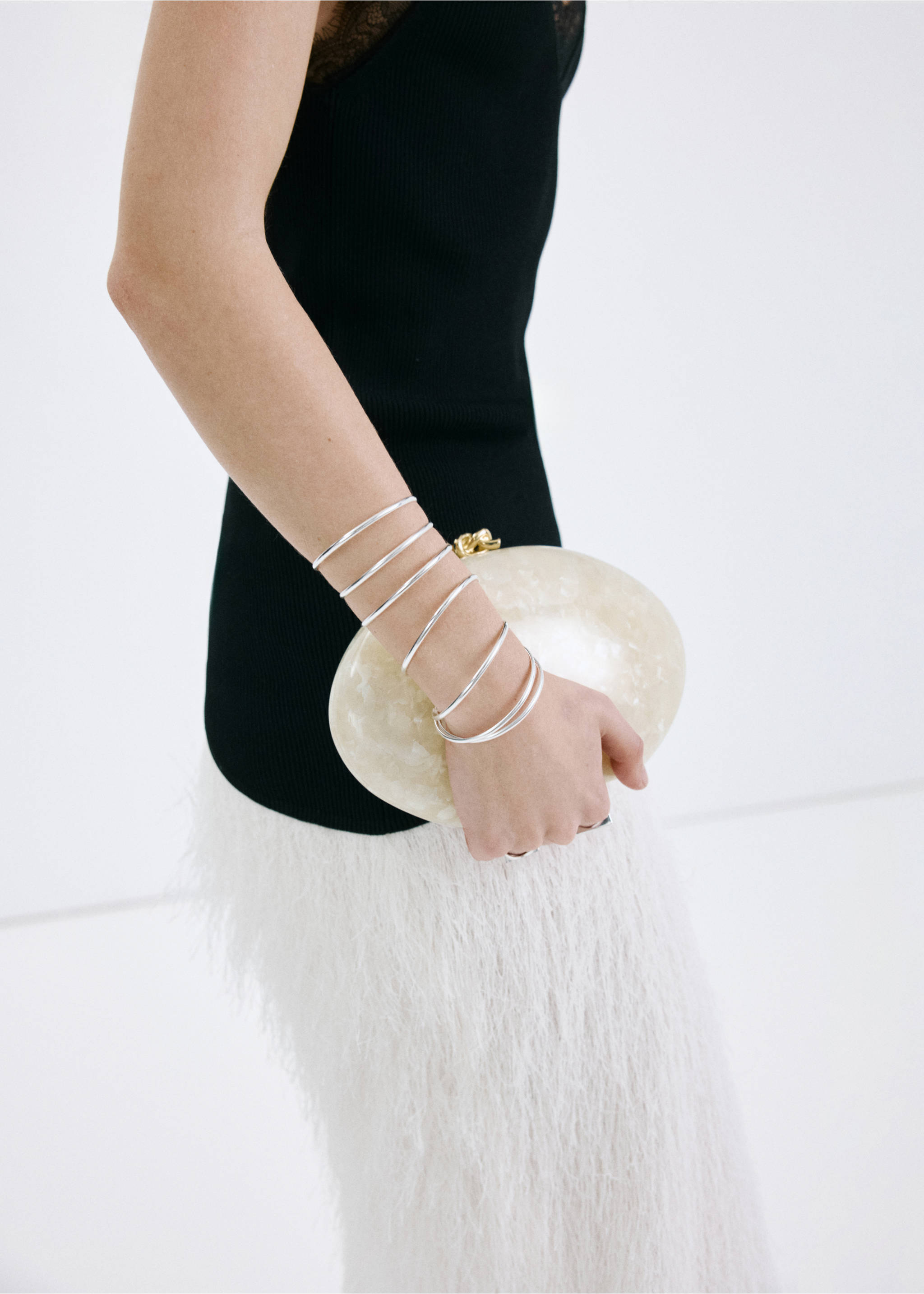 Pearl-effect clutch bag - General plane, Ice Grey. Ref: 27026717-00.