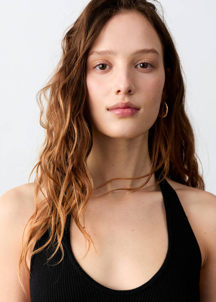 Ribbed halter neck top — Black