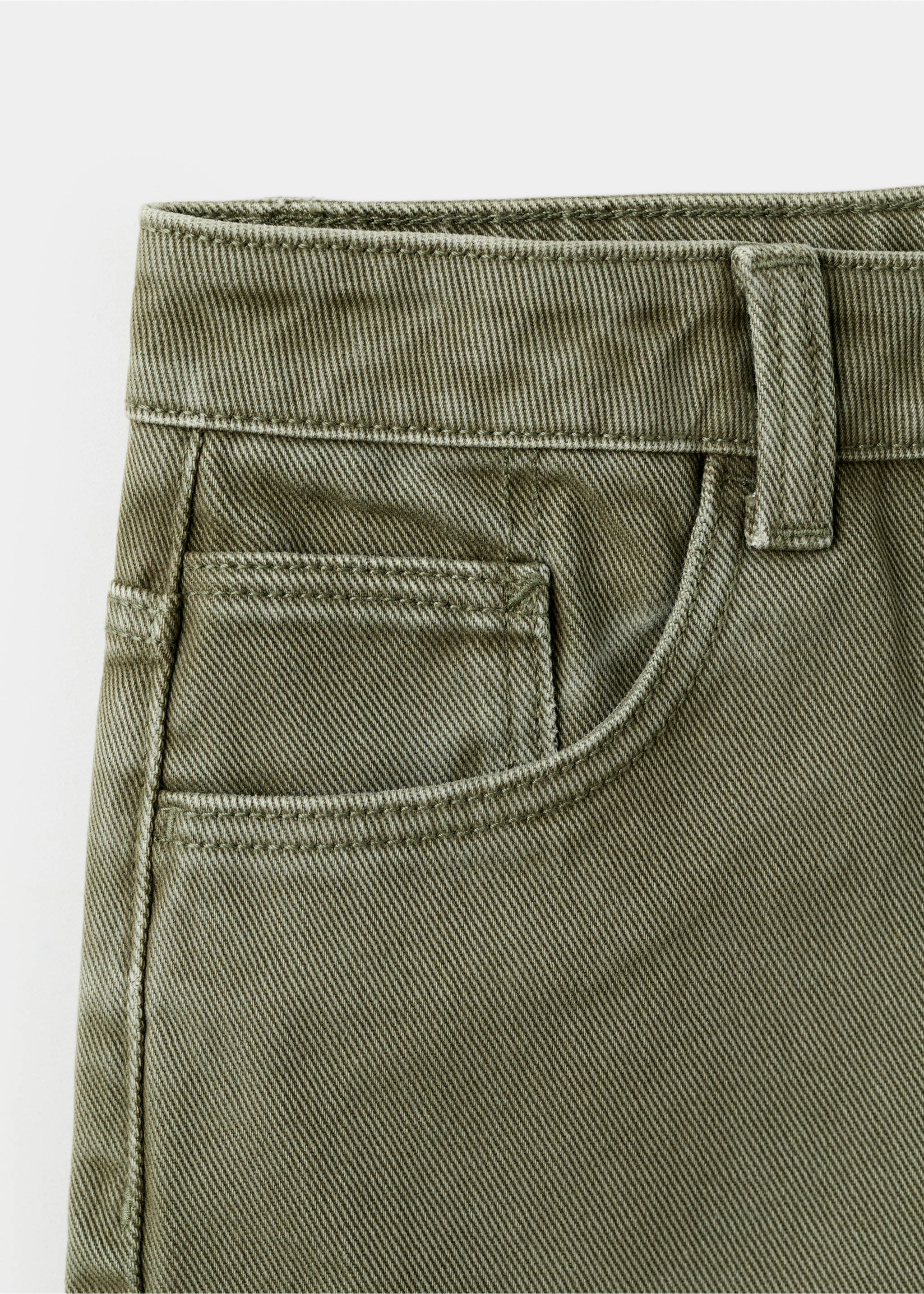 Denim Bermuda shorts - Details of the article 8, Khaki. Ref: 27026736-00.