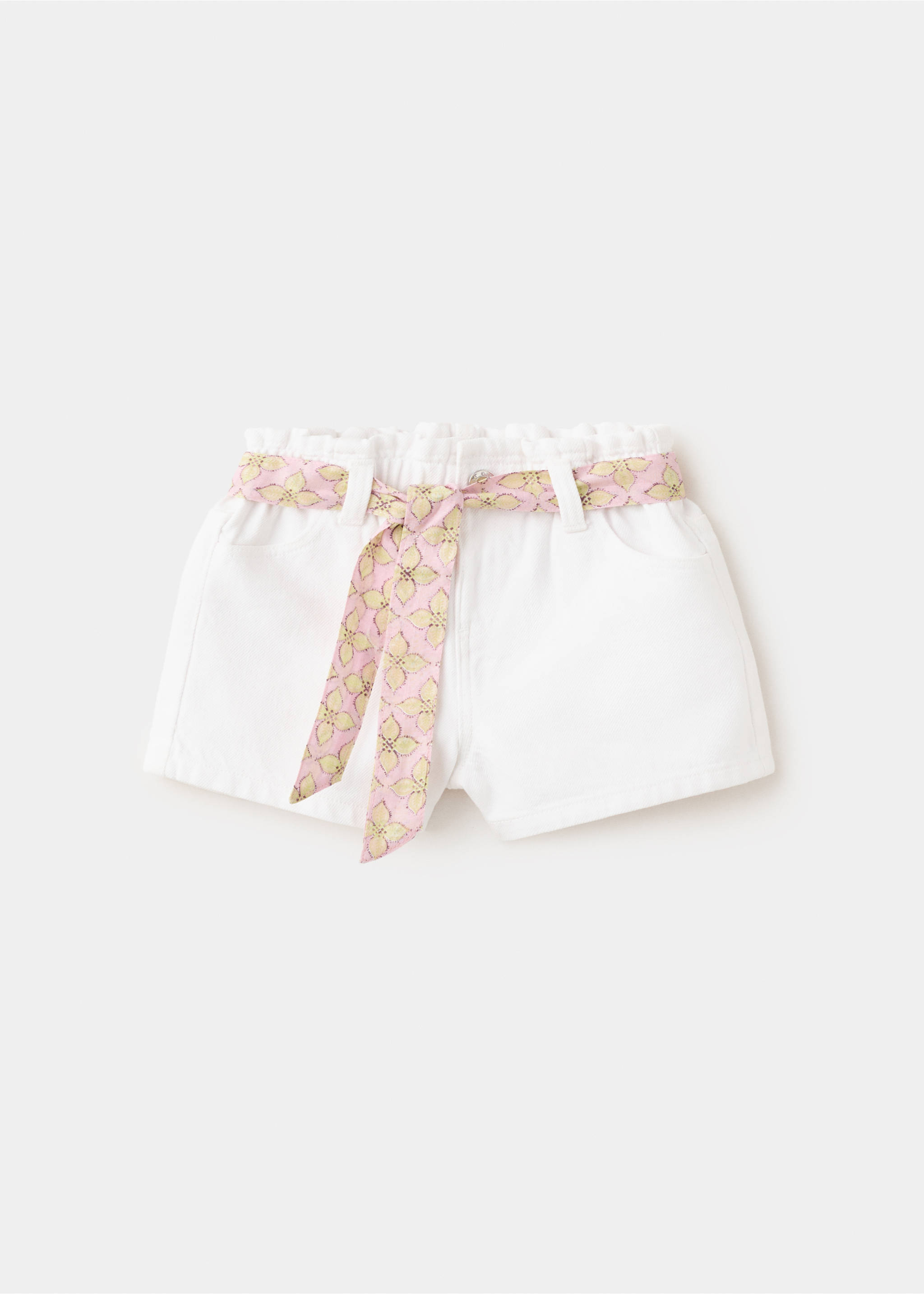 Denim shorts with a bow detail - Article without model, White. Ref: 27026739-00.