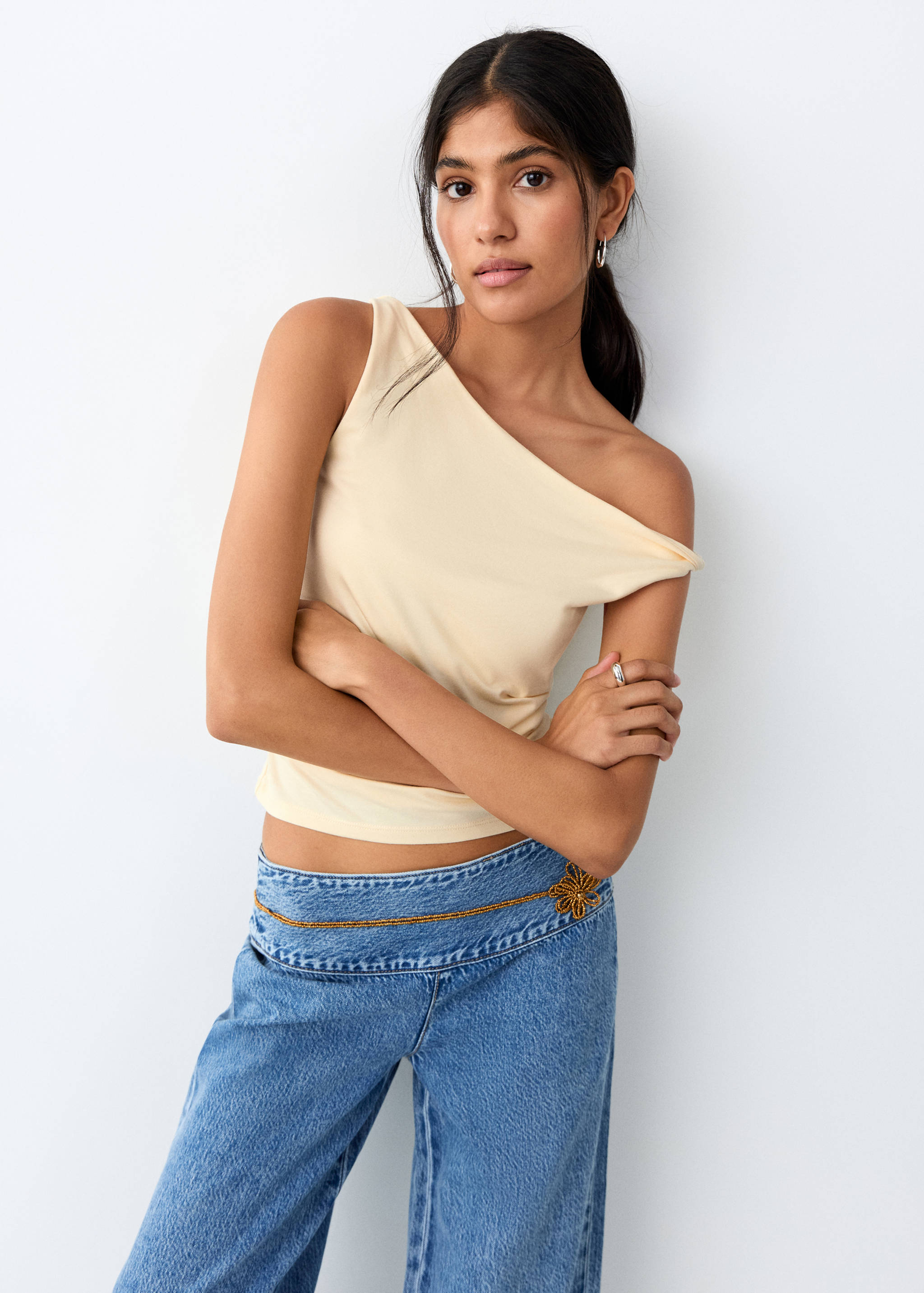 قمة برقبة القارب - رؤية وسط