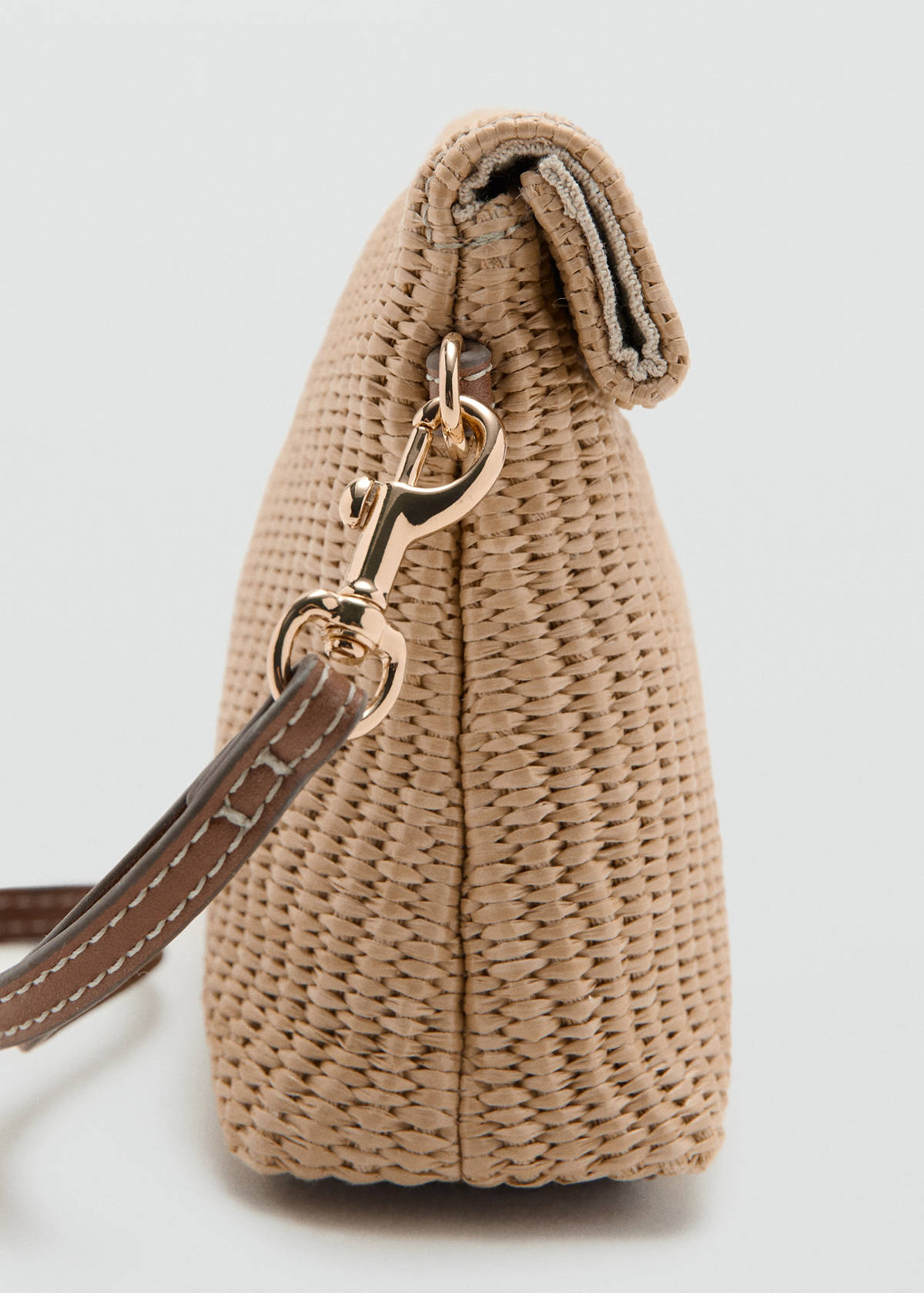 Flap pouch — Beige
