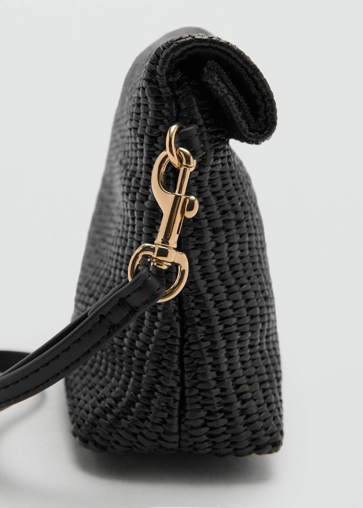 Flap pouch — Black