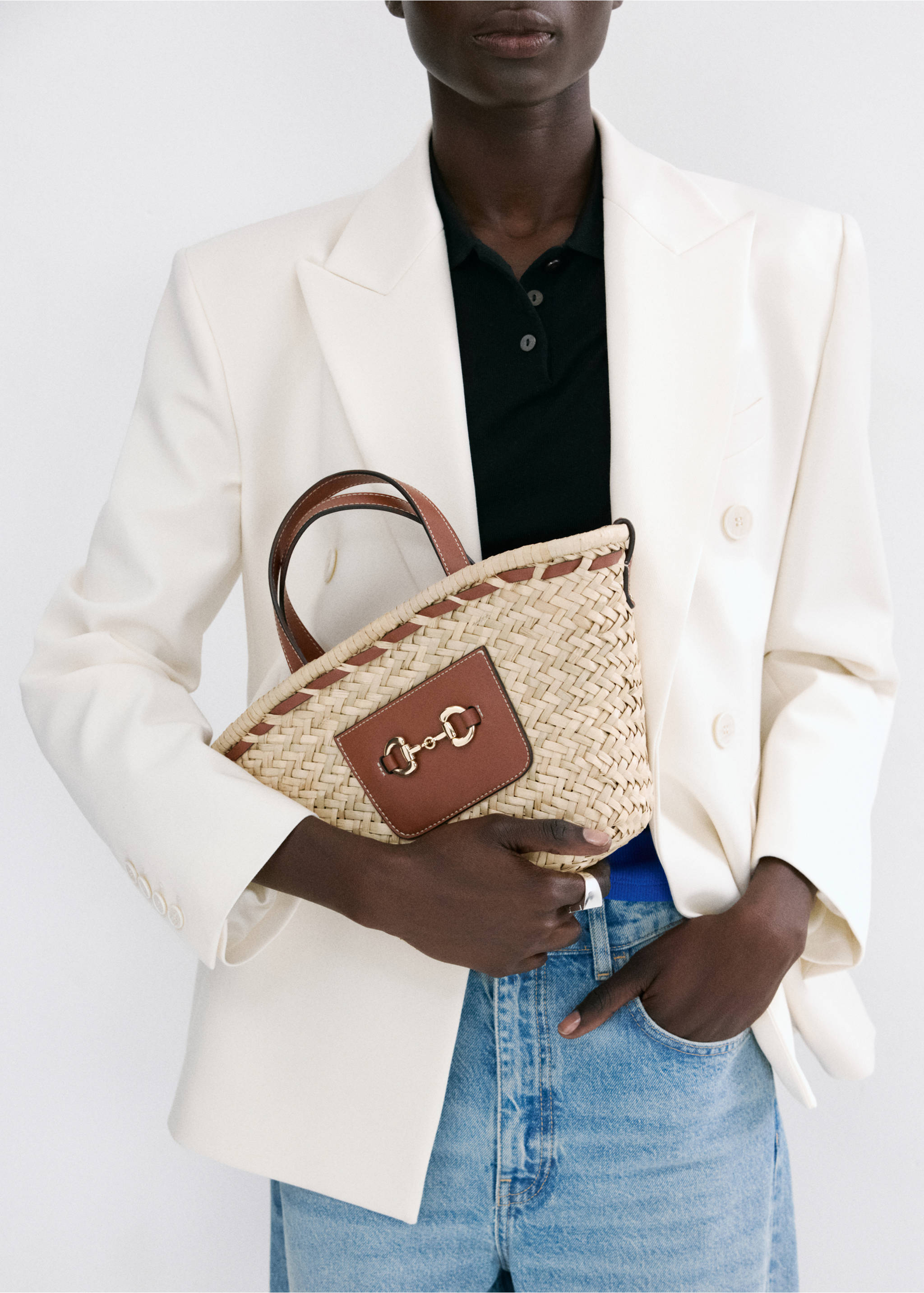 Small natural fibre basket - Details of the article 9, Leather. Ref: 27027138-00.