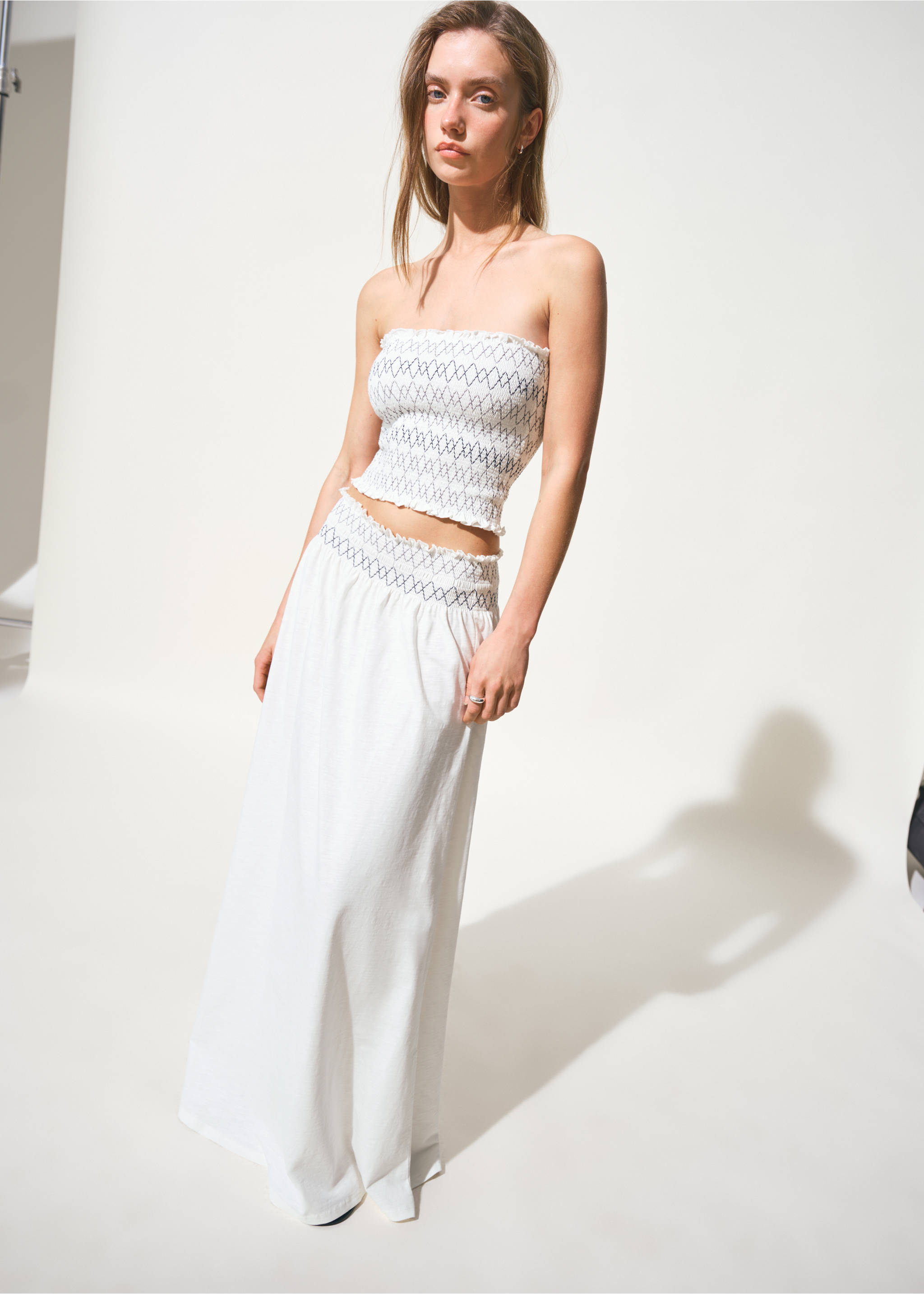 توب مطرز بدون حمالات - رؤية عامة, سكري. Ref: 27027148-00.