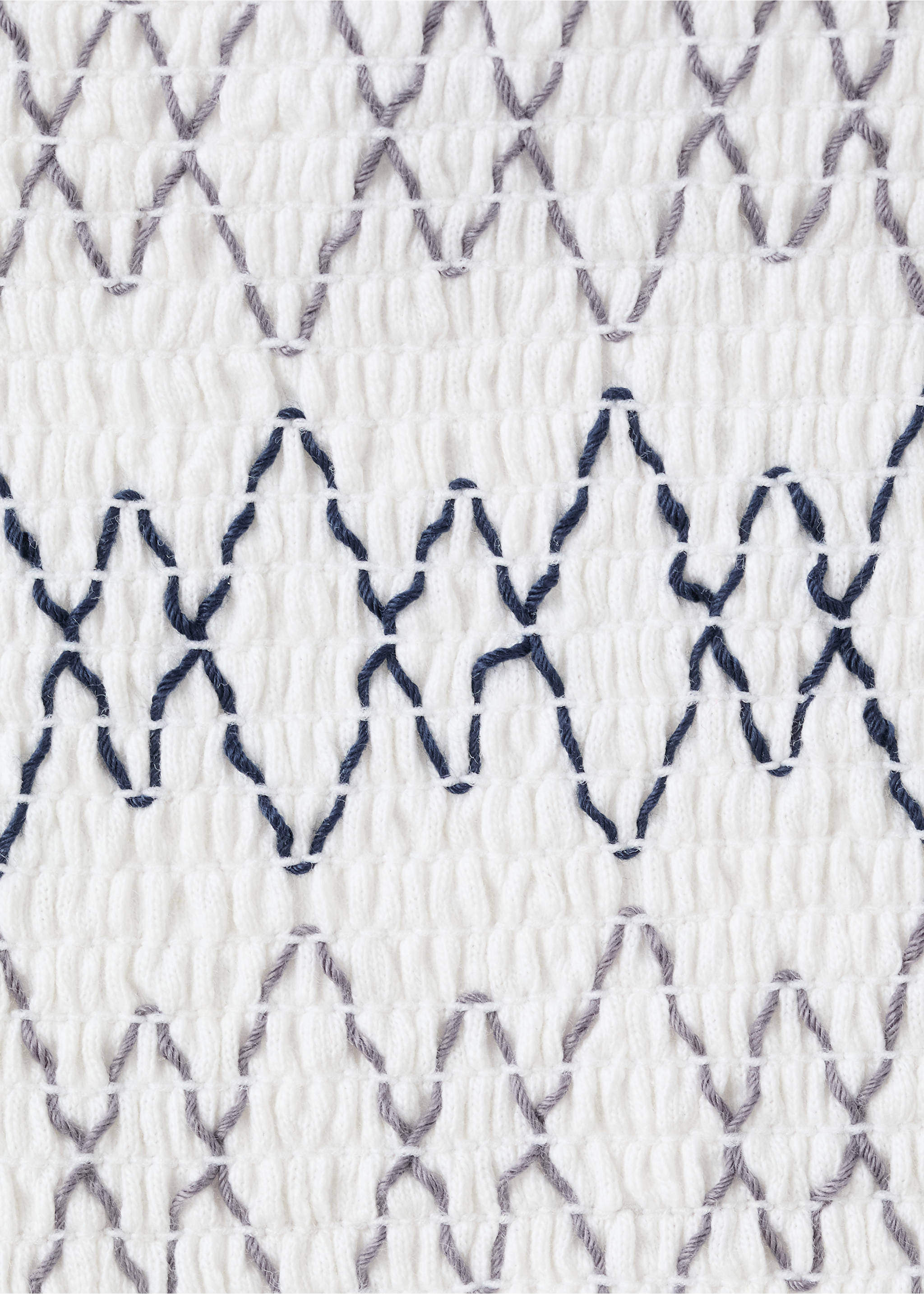 توب مطرز بدون حمالات - تفاصيل المنتج 8, سكري. Ref: 27027148-00.