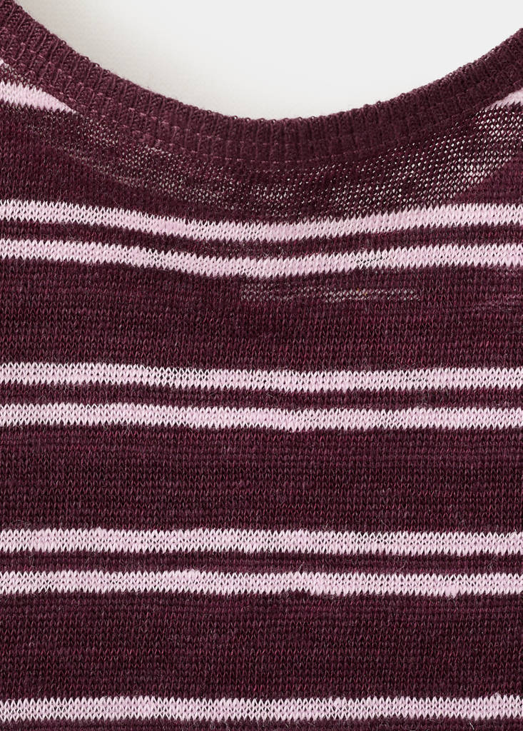 Linen top with round neckline — Maroon