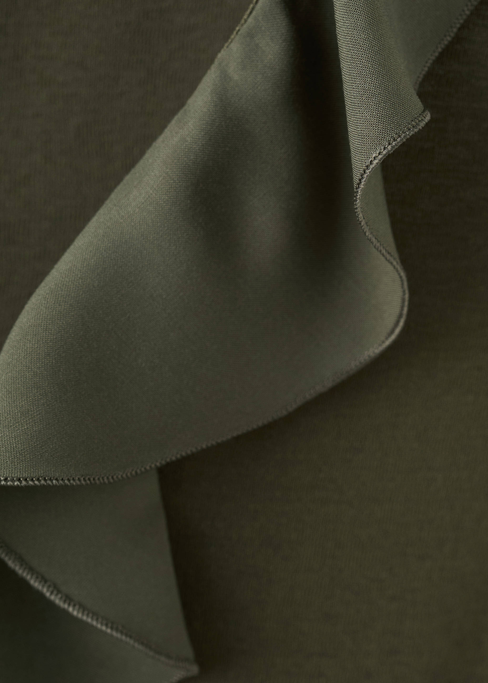 Ruffled V-neck top - Details of the article 0