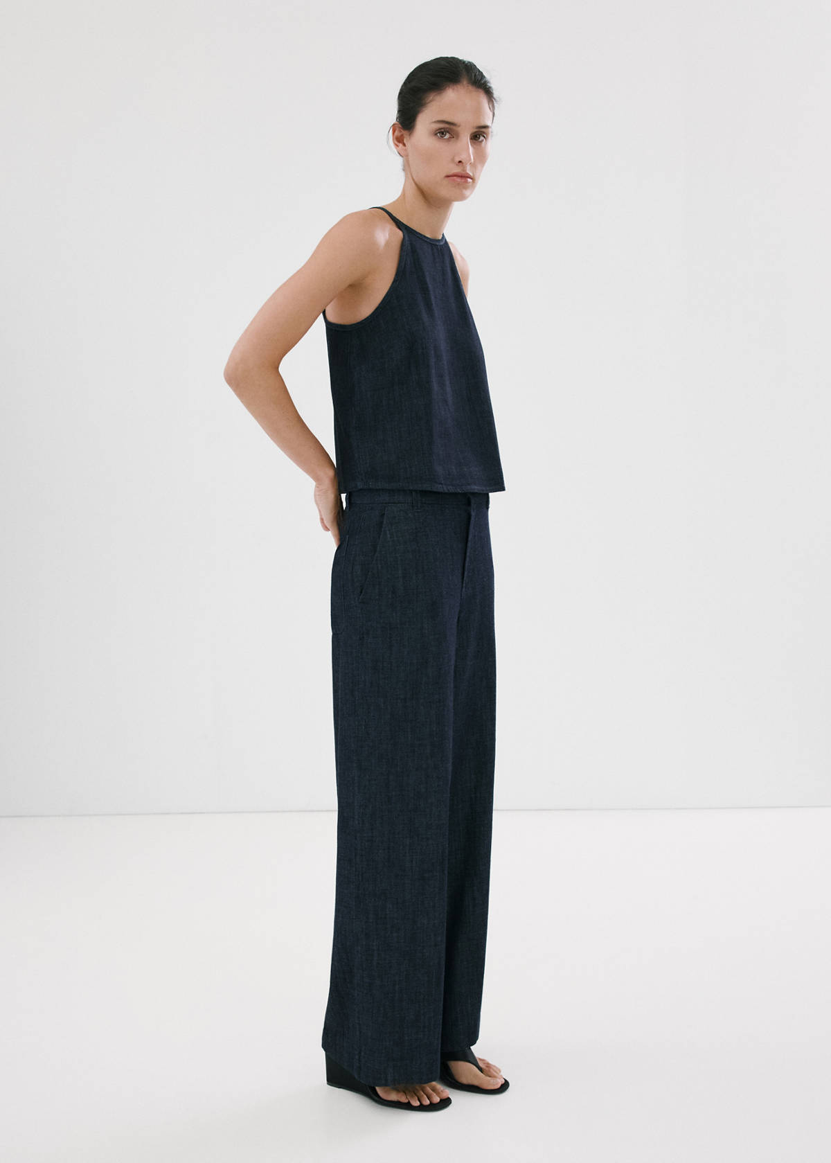 Wide leg mid-rise jeans — Open Blue