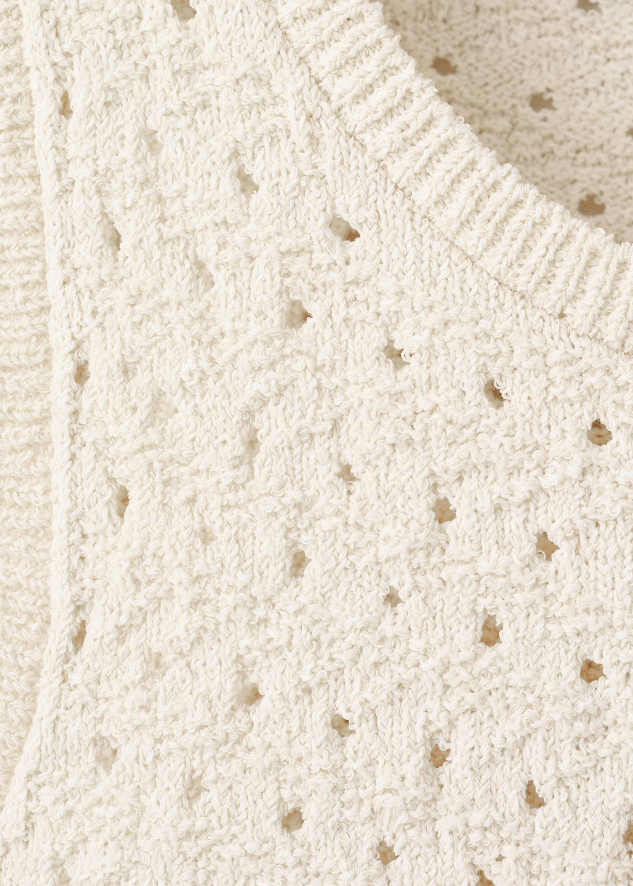 Strappy top with lace details - Details of the article 8