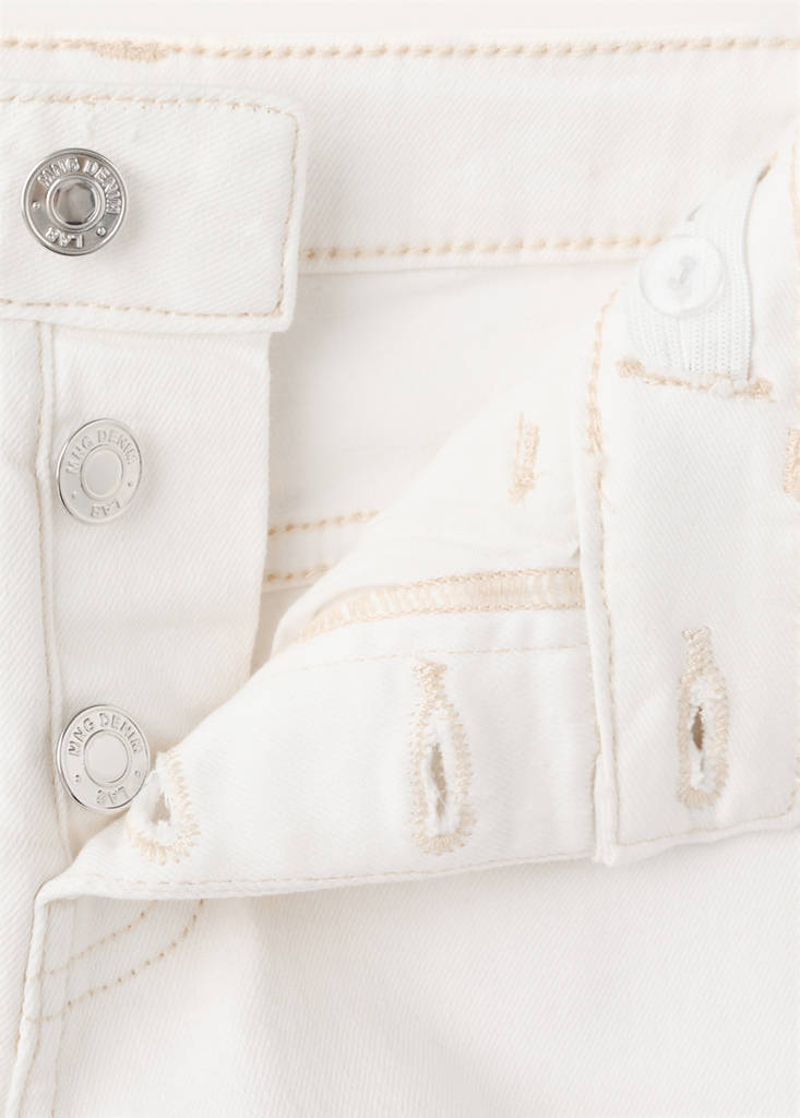 Frayed hem shorts — White