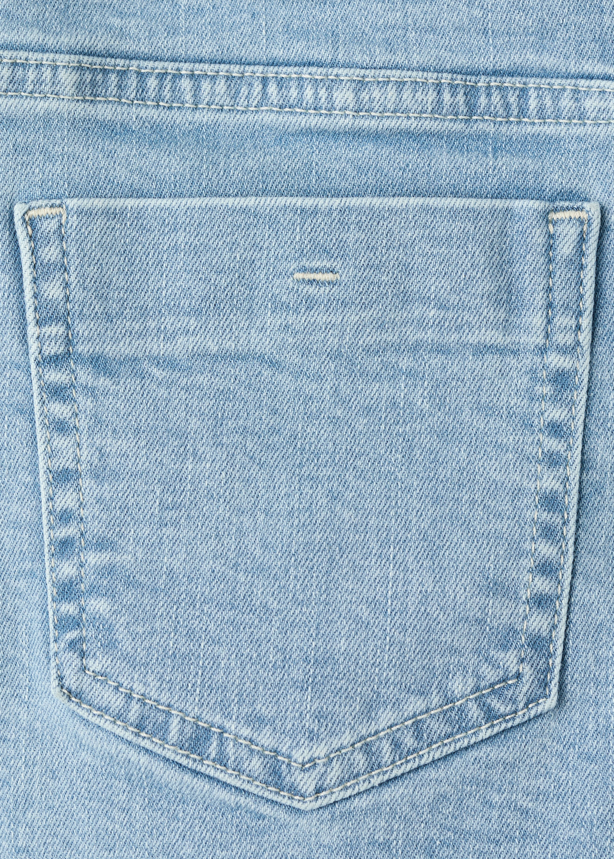 Frayed hem shorts - Details of the article 0