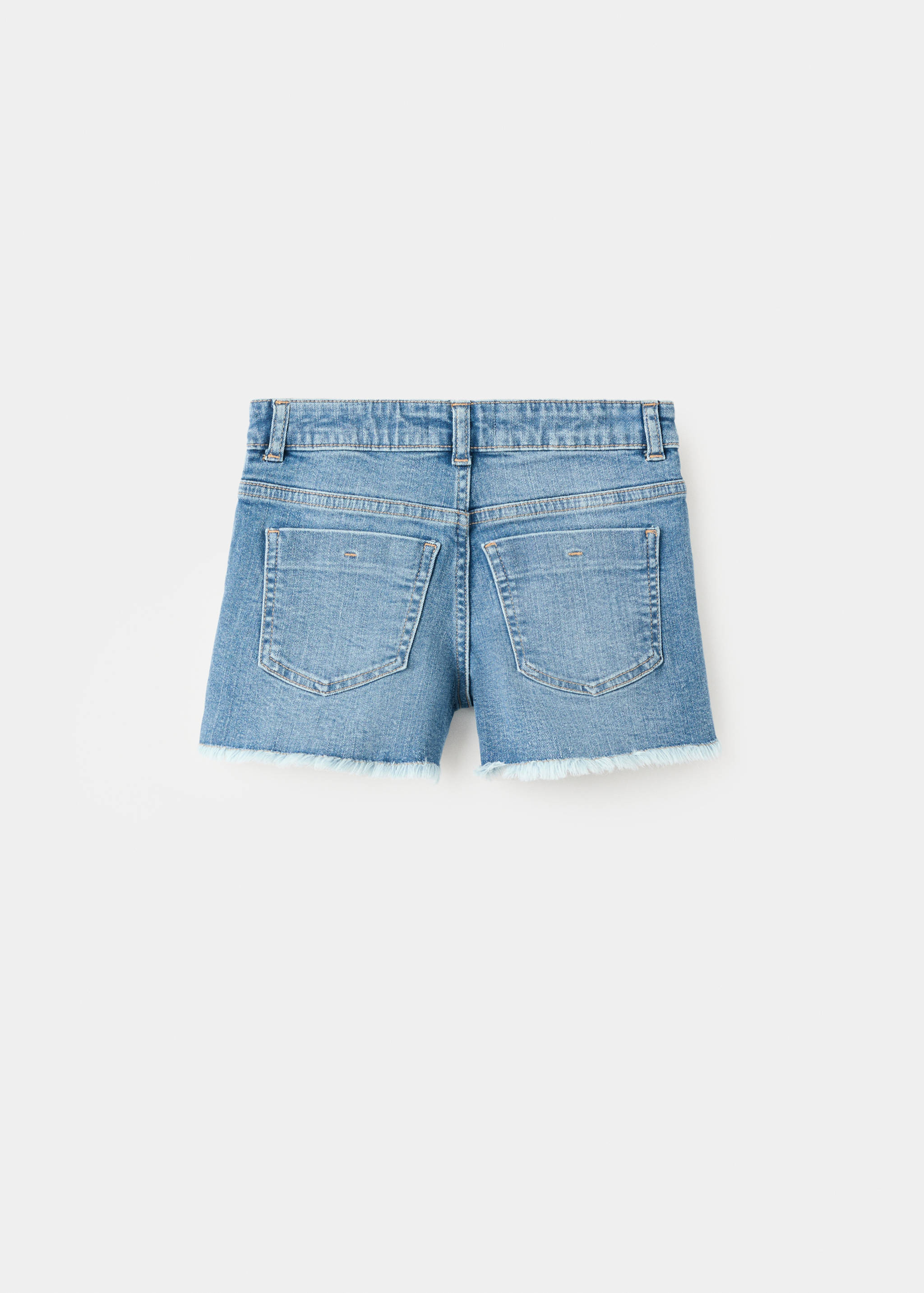 Frayed hem shorts - Reverse of the article