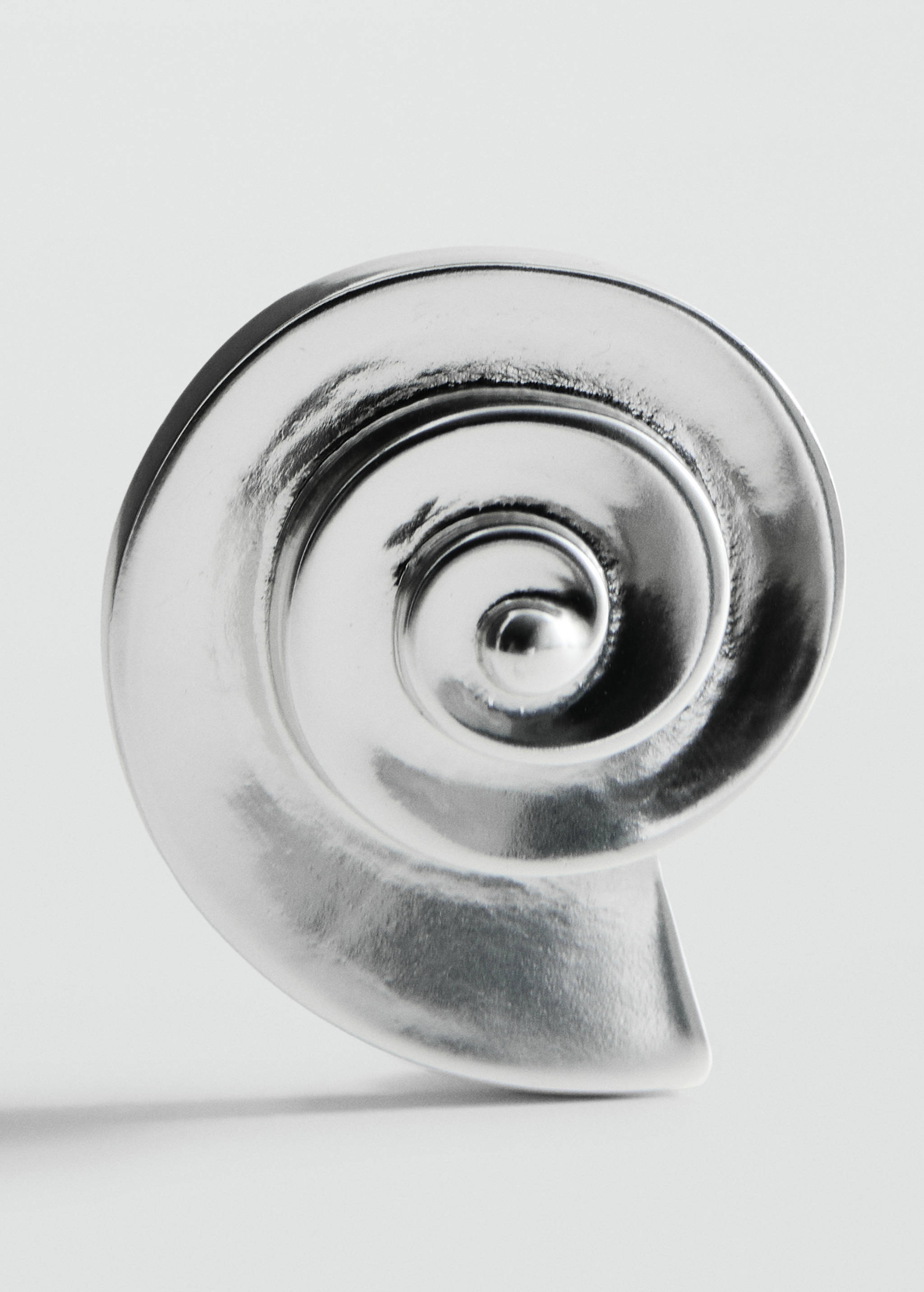 Shell earrings - Details of the article 1