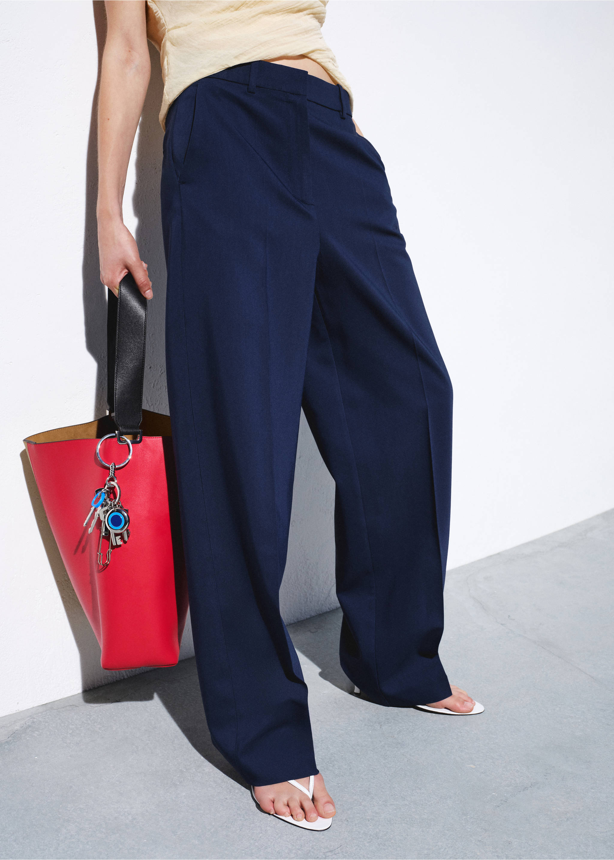 Straight low-rise suit trousers - Medium plane, Blue. Ref: 27027805-00.