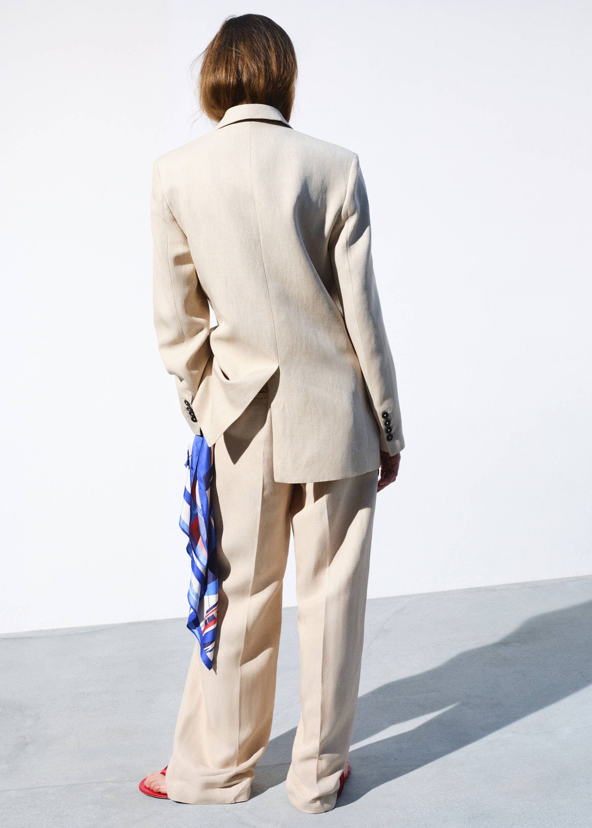 Straight mid-rise suit trousers - Reverse of the article