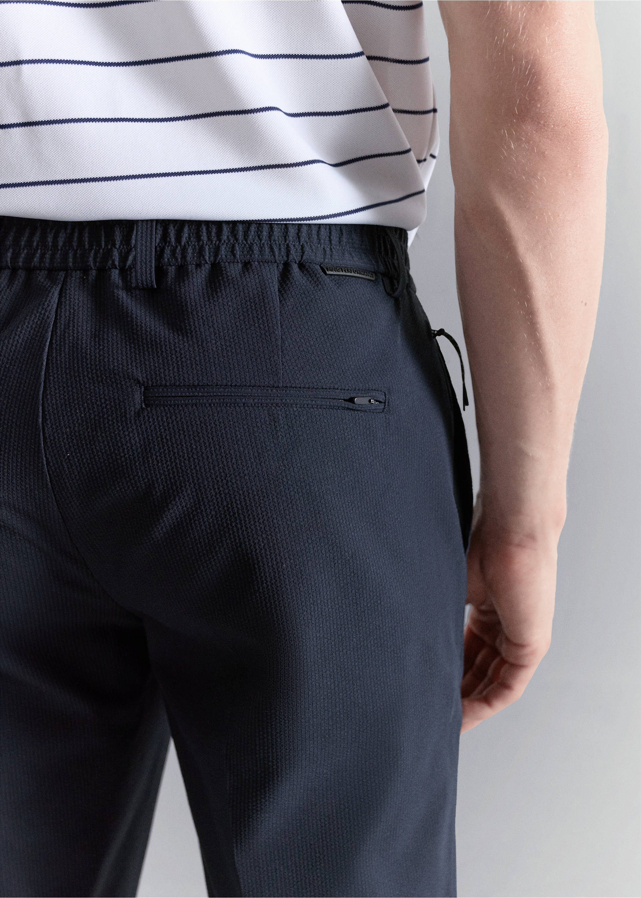 بنطلون من القماش المطاطي بقصة ضيقة - تفاصيل المنتج 6, أزرق غامق. Ref: 27027898-00.