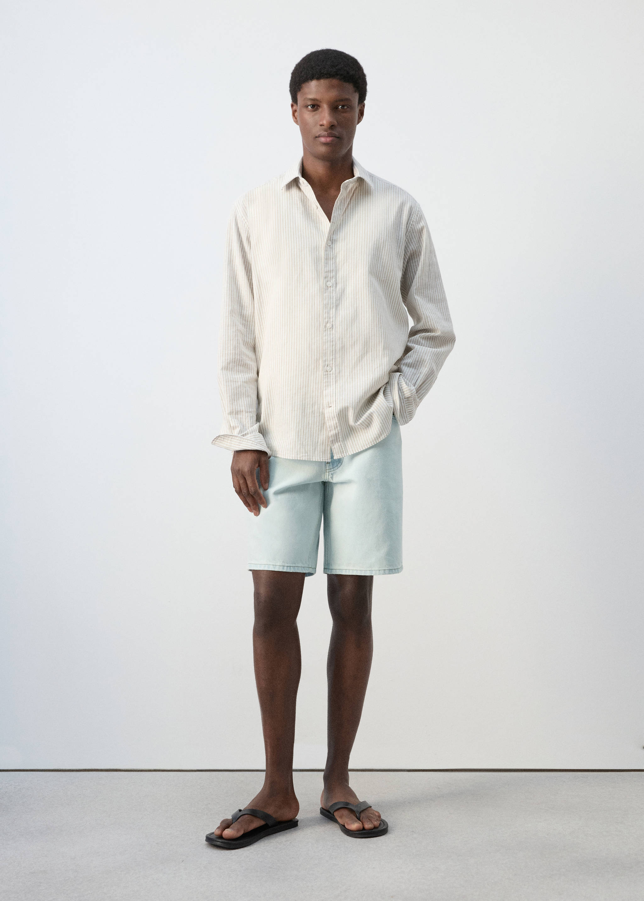 Straight-fit denim bermuda shorts - General plane