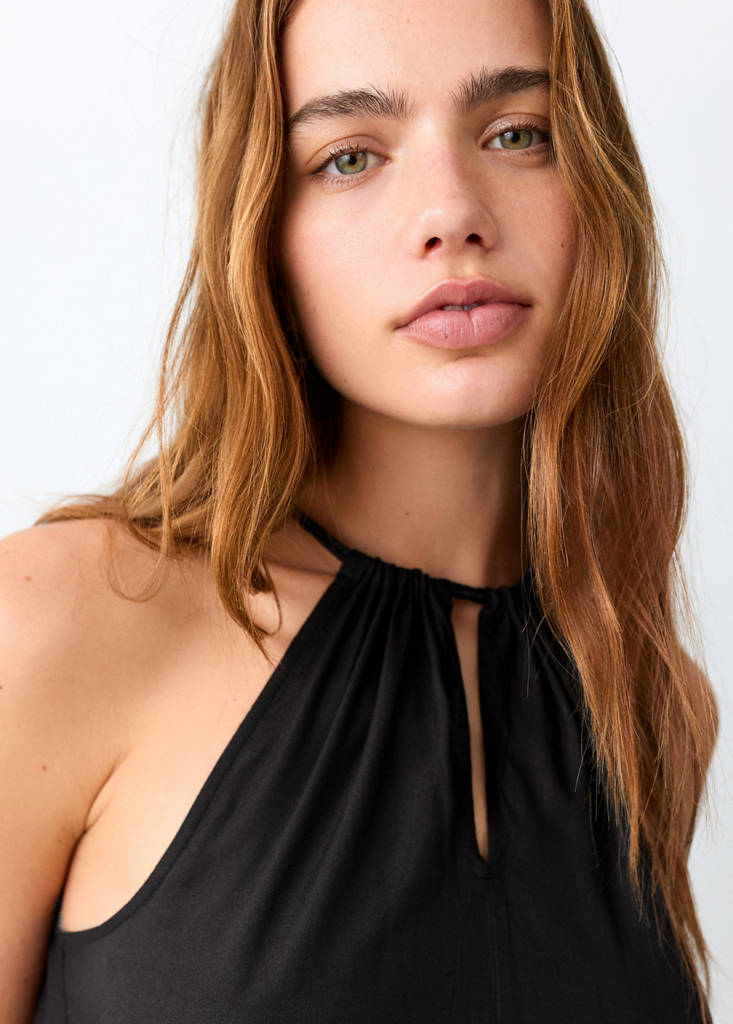 Halter top with ruffled detail — Black