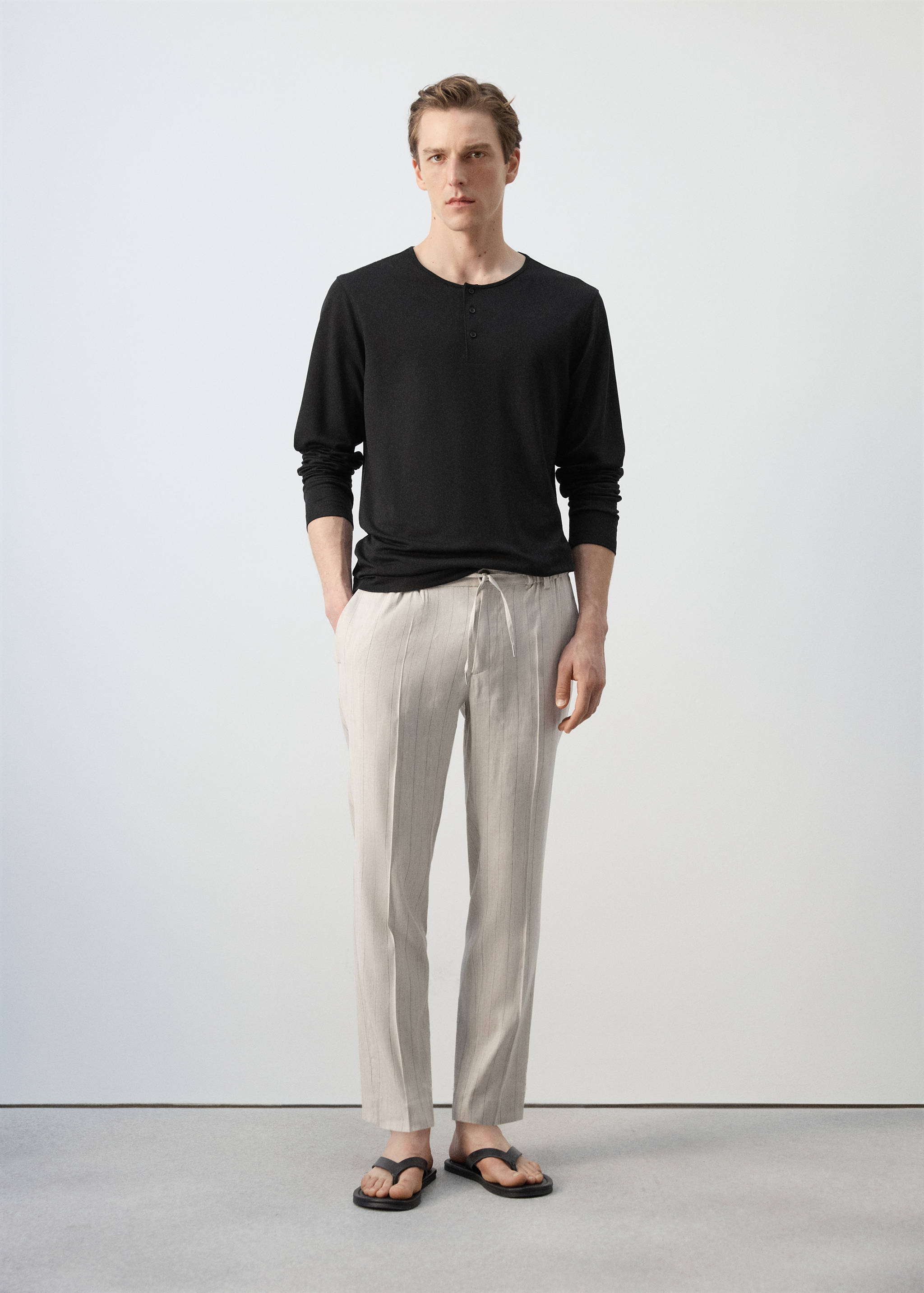 Футболка хенли - Общий план