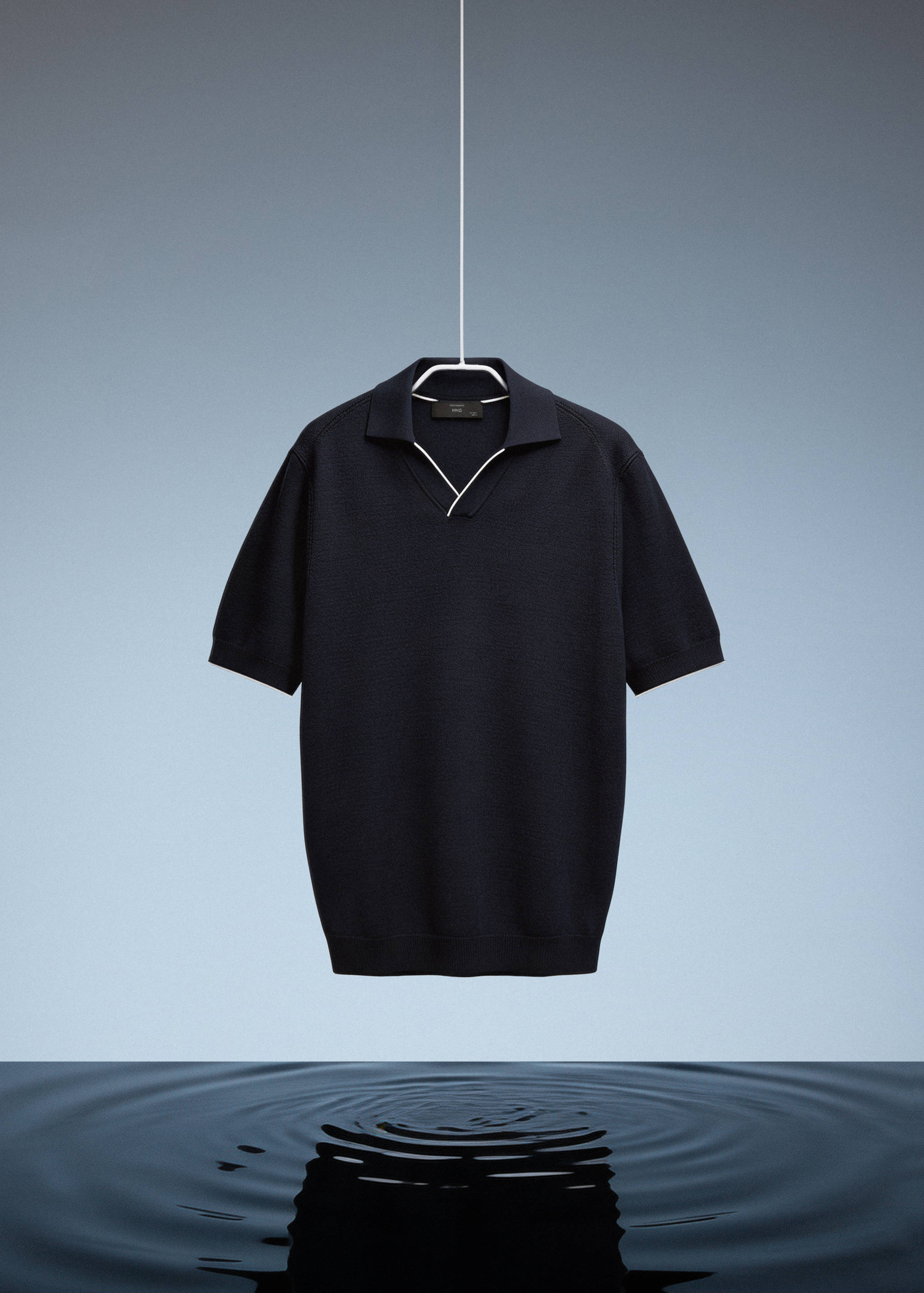 Polo de malha combinado - Pormenor do artigo 9