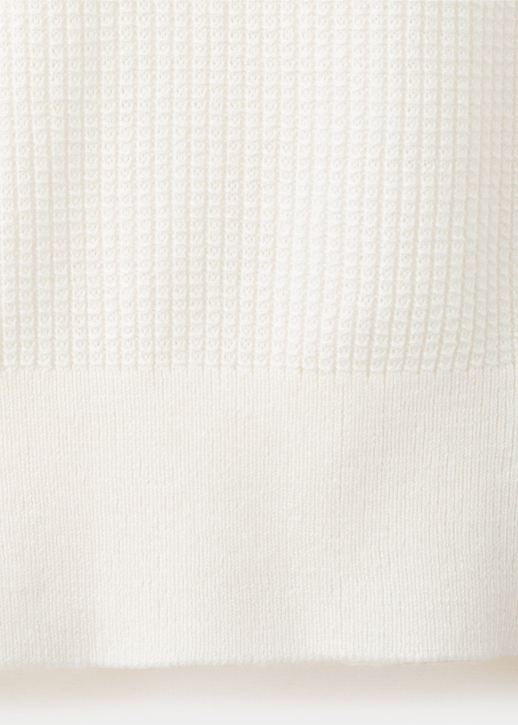 Polo en maille gaufrée - Détail de l'article 0, Blanc cassé. Ref: 27027919-00.
