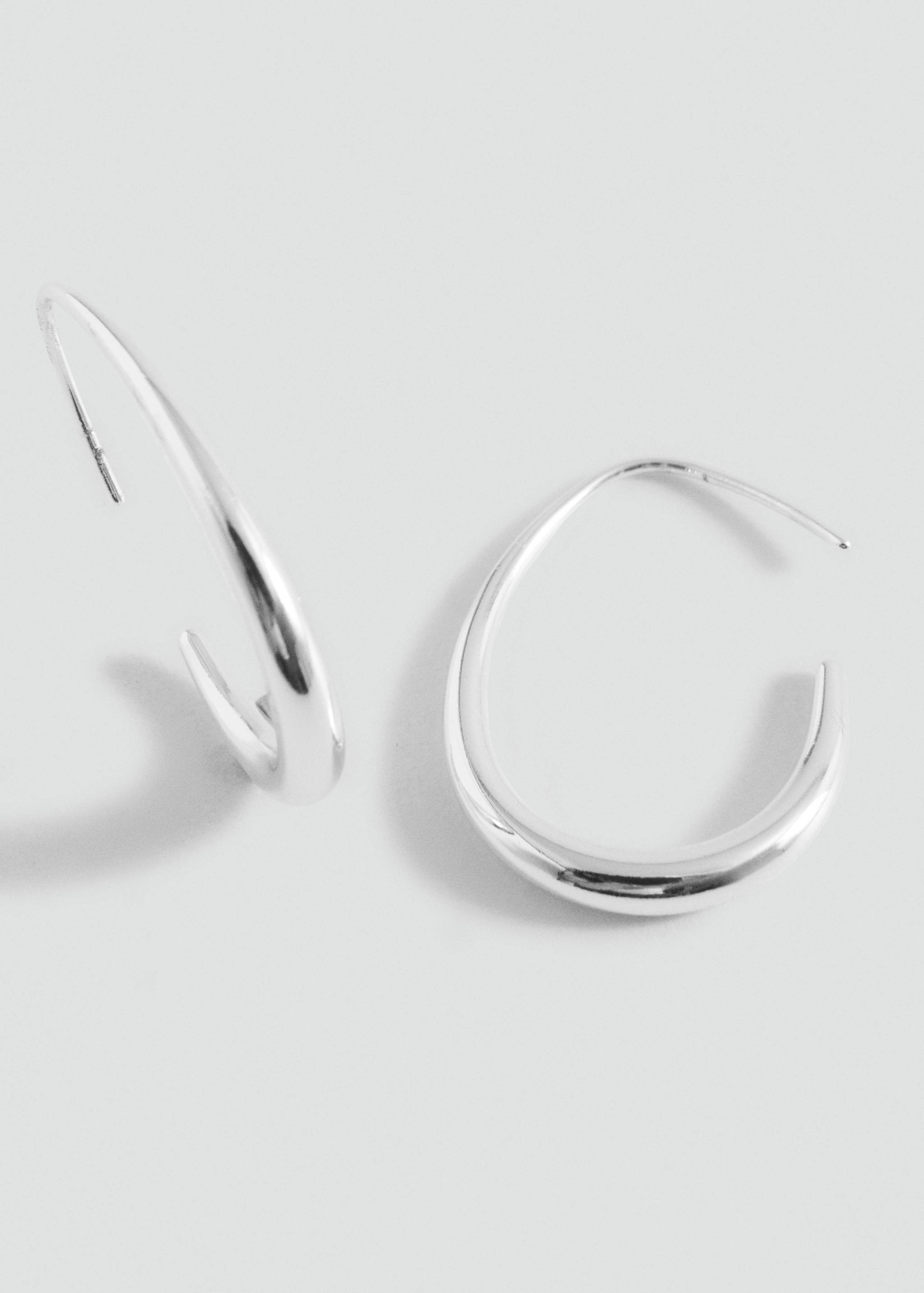 Oval hoop earrings - Details of the article 1
