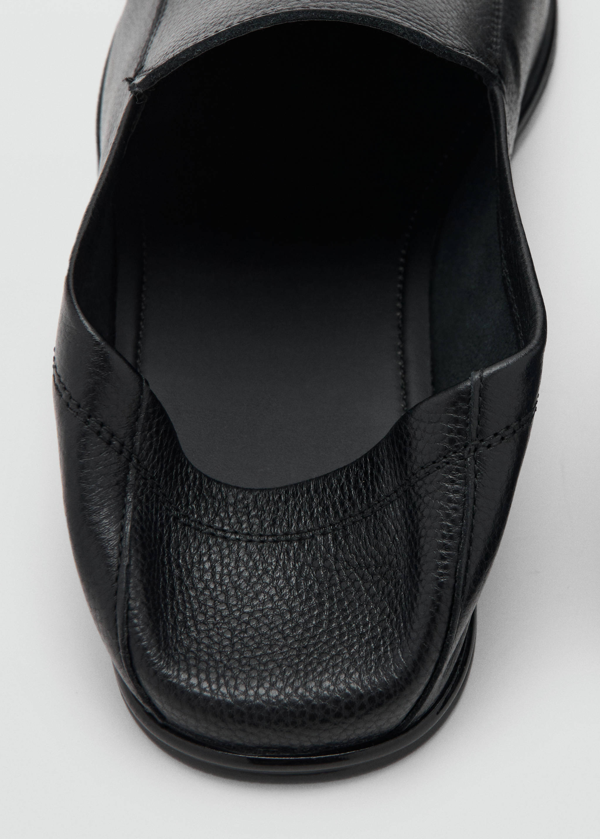Leather loafers - Details of the article 3