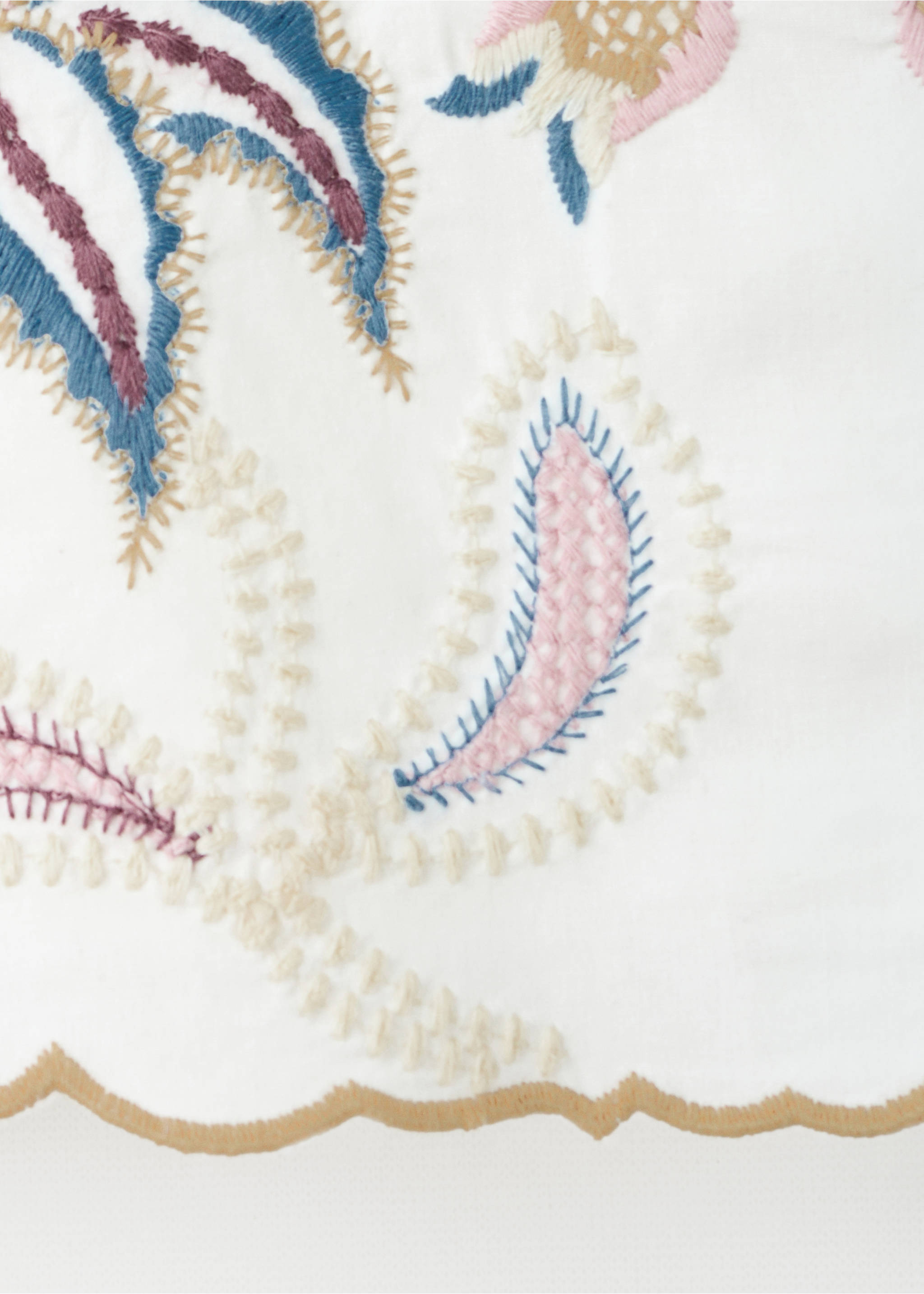 بلوزة زينة تطريز - تفاصيل المنتج 8, أبيض. Ref: 27028660-00.