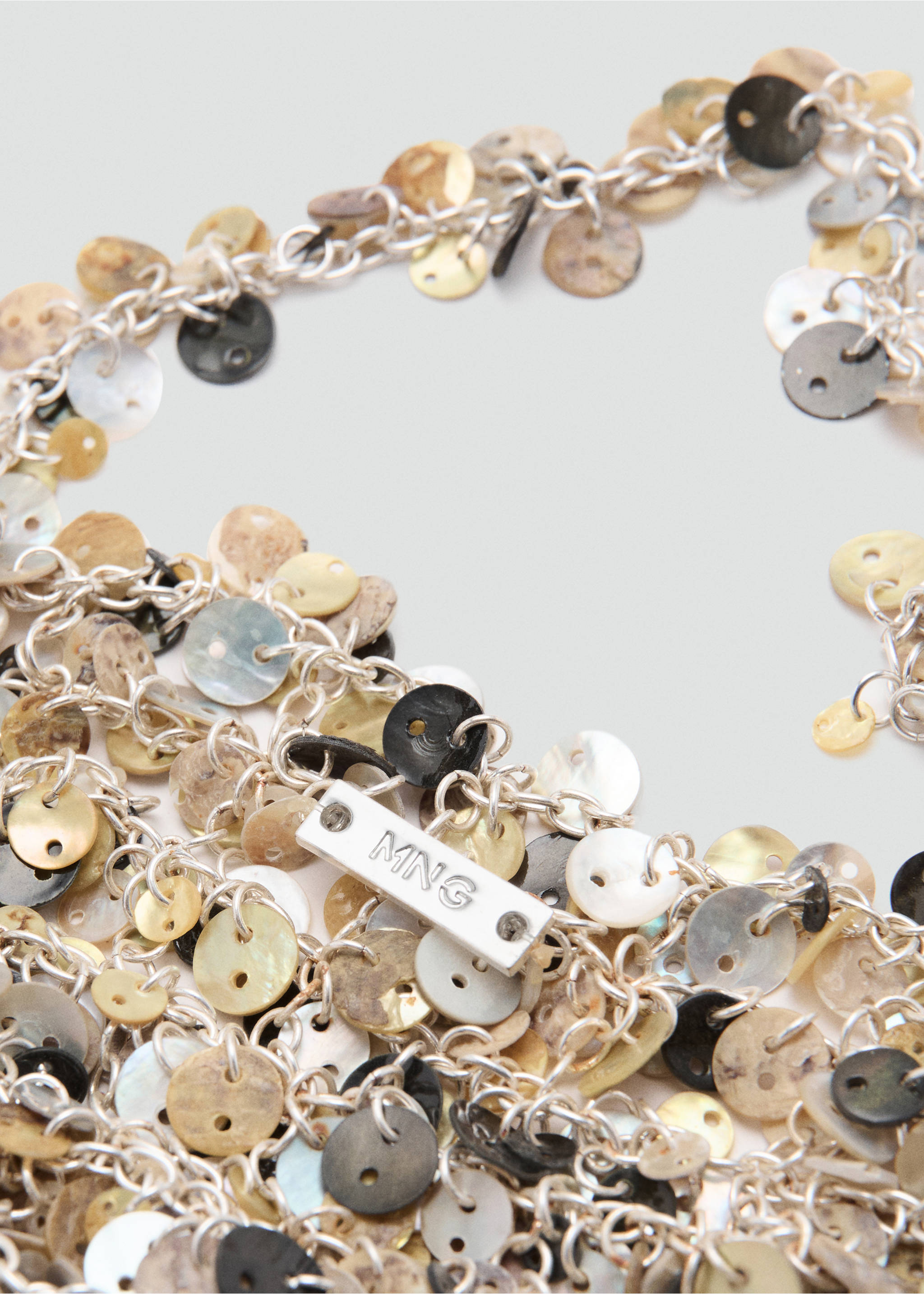 Chain handbag with buttons - Details of the article 2, Silver. Ref: 27028663-00.